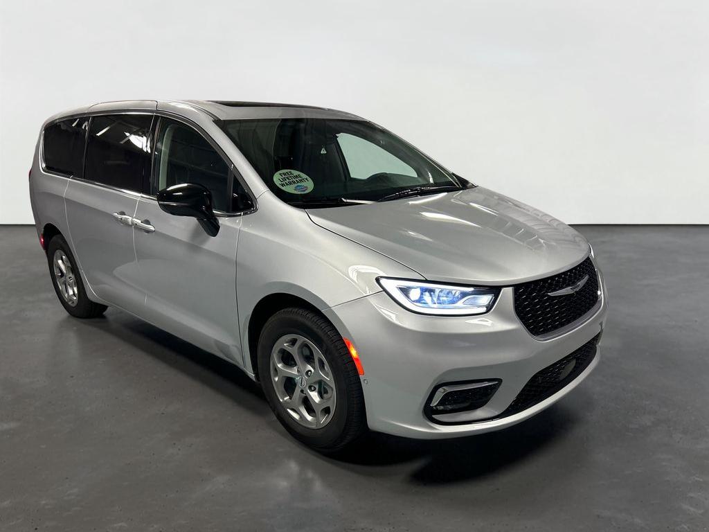 2024 Chrysler Pacifica Limited AWD