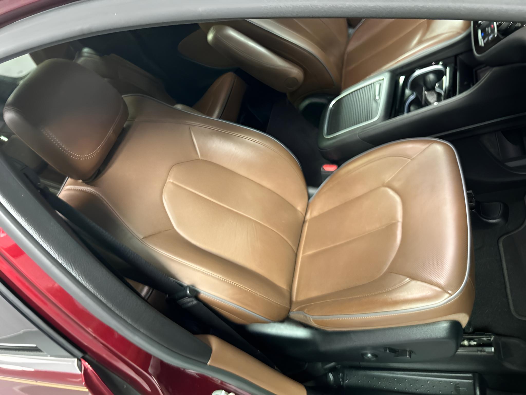 2021 Chrysler Pacifica Limited AWD