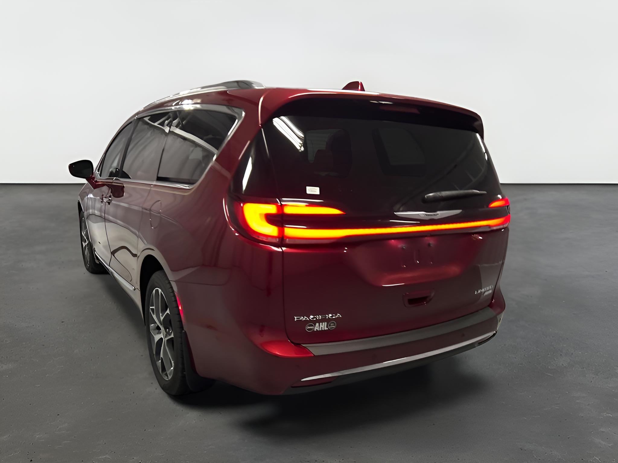 2021 Chrysler Pacifica Limited AWD