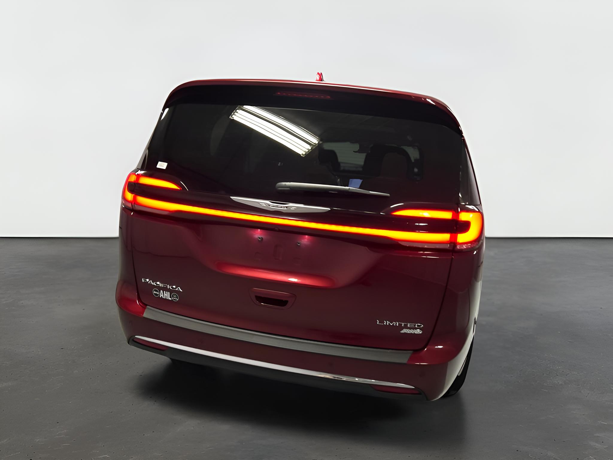 2021 Chrysler Pacifica Limited AWD