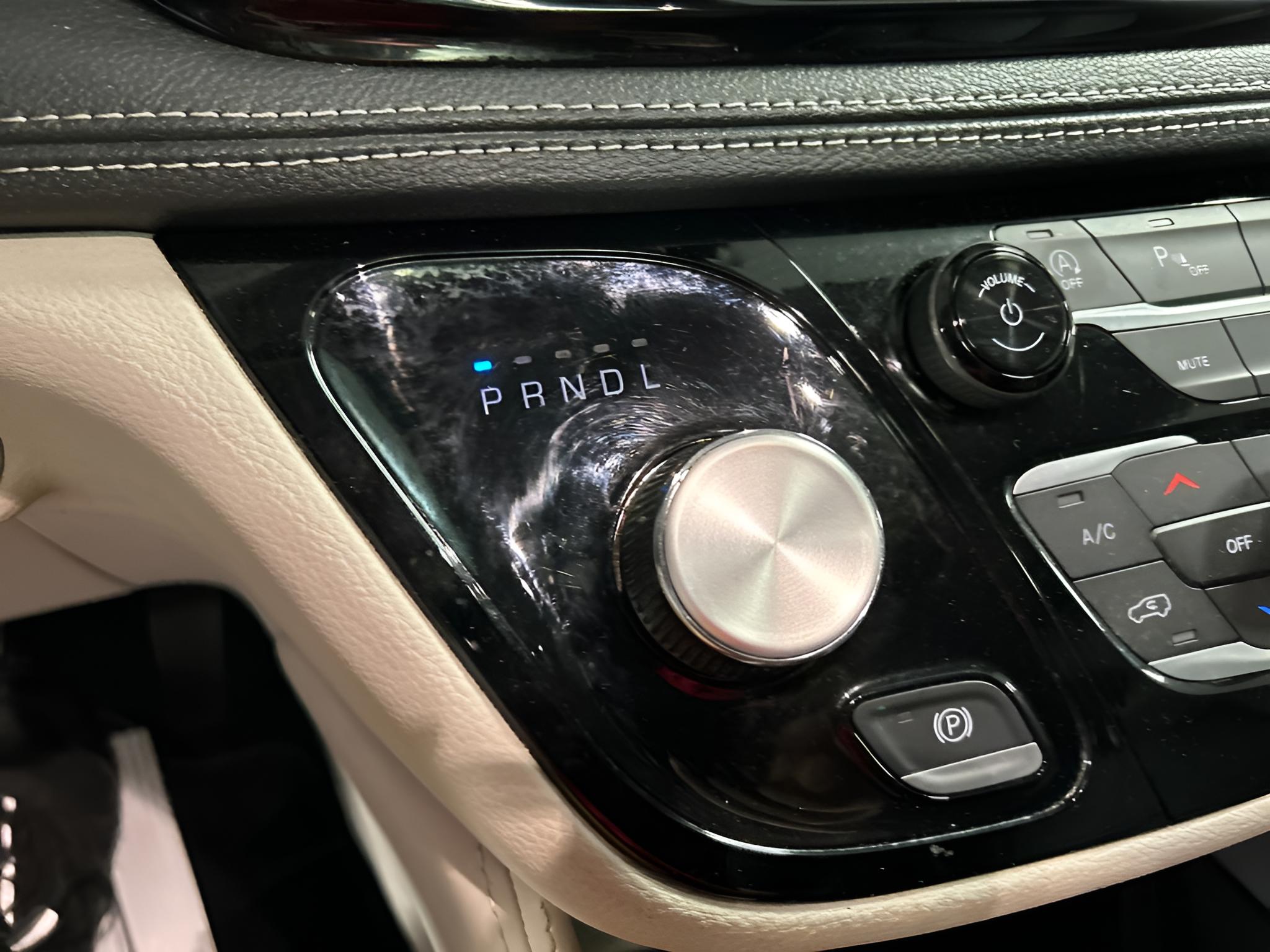2024 Chrysler Pacifica Limited AWD
