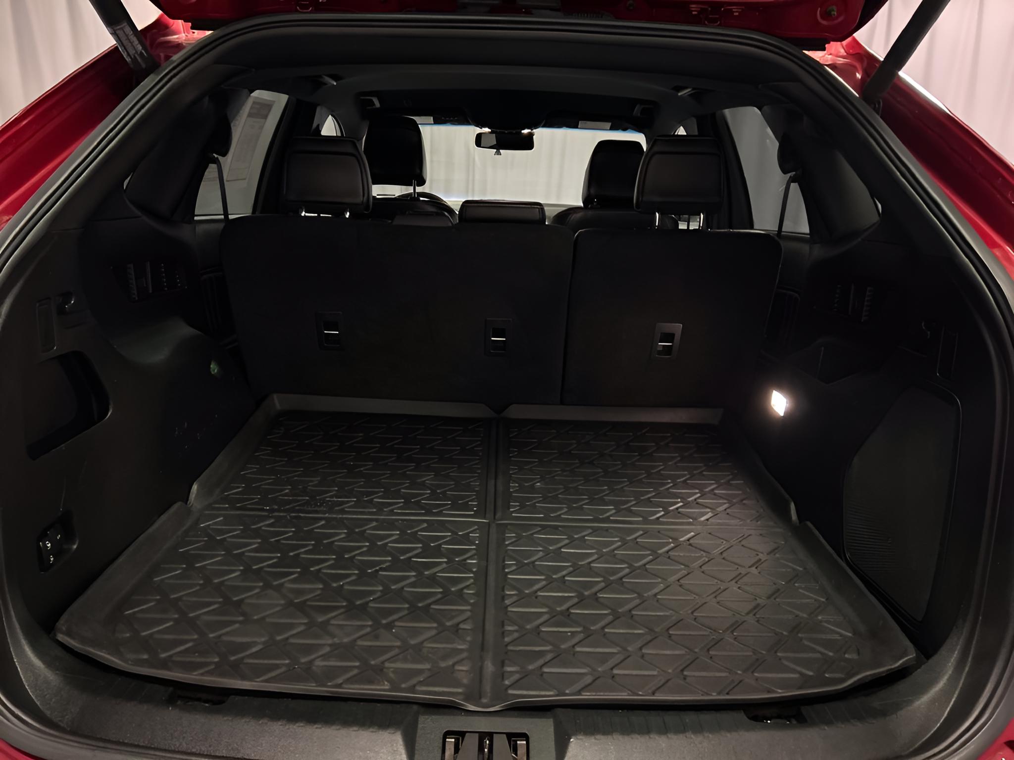 2020 Ford Edge ST