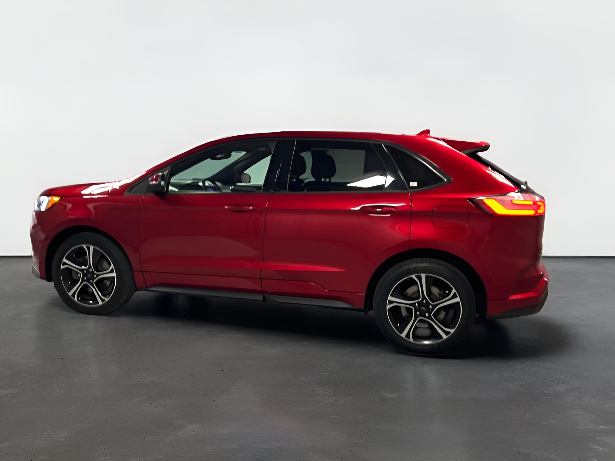 2020 Ford Edge ST