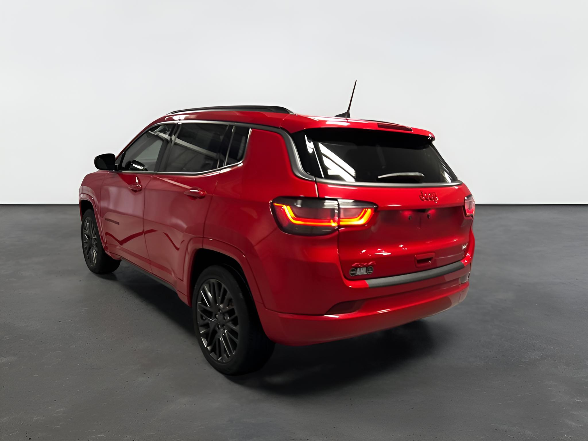 2022 Jeep Compass (RED) Edition