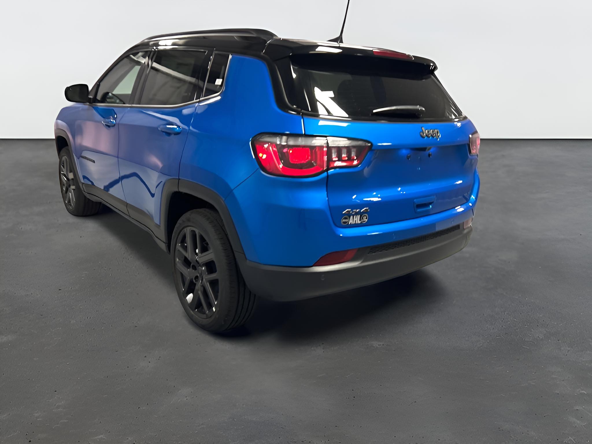 2027 Jeep Compass COMPASS LIMITED ALTITUDE 4X4