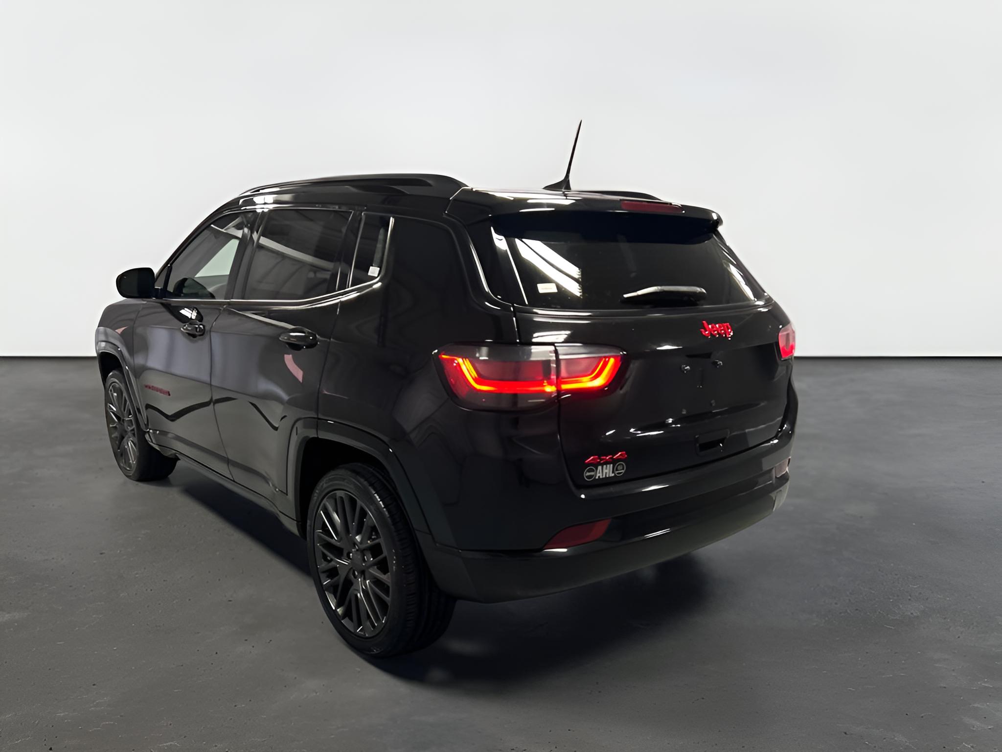 2023 Jeep Compass (RED) Edition 4x4