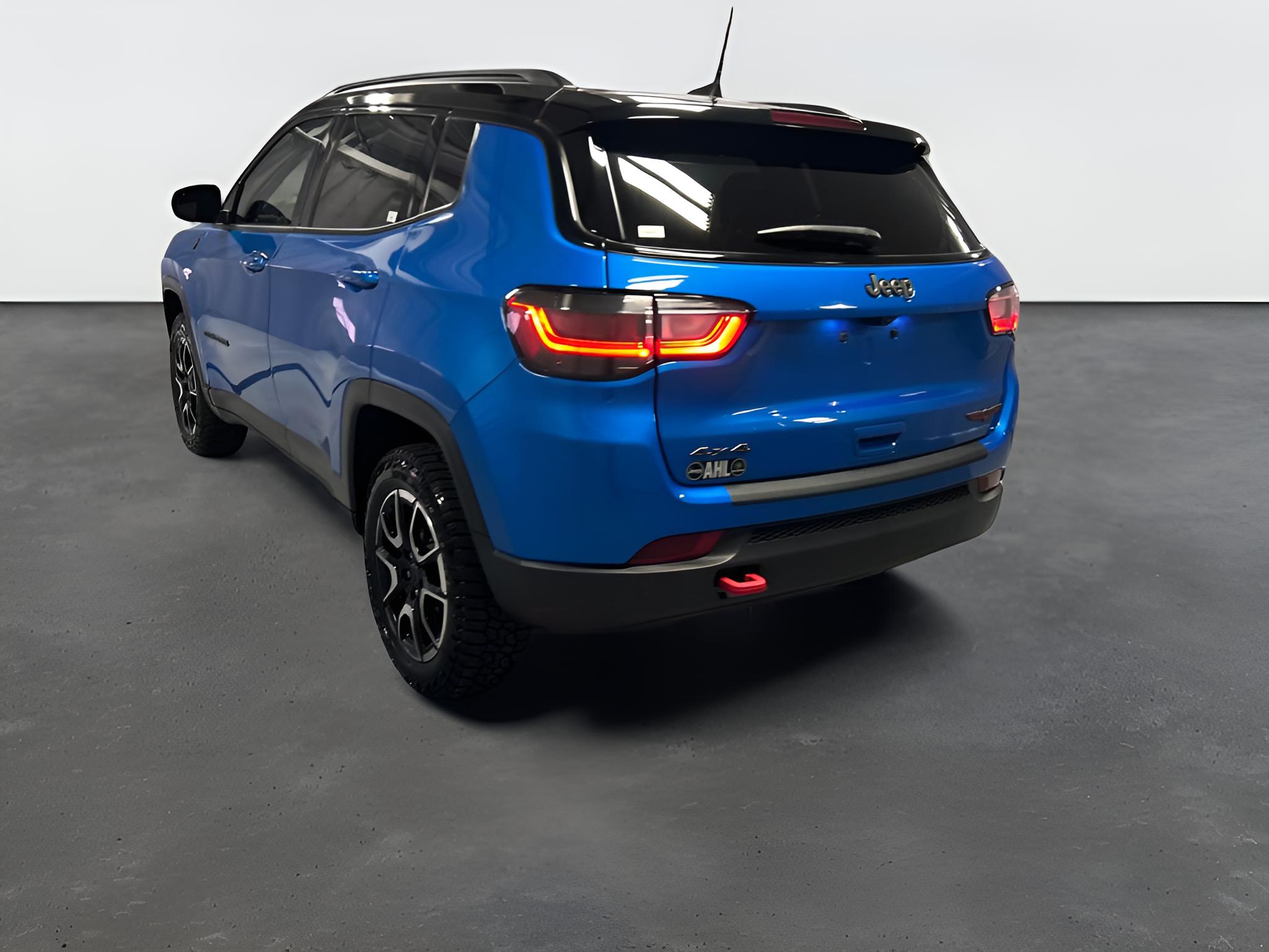 2025 Jeep Compass Trailhawk 4x4