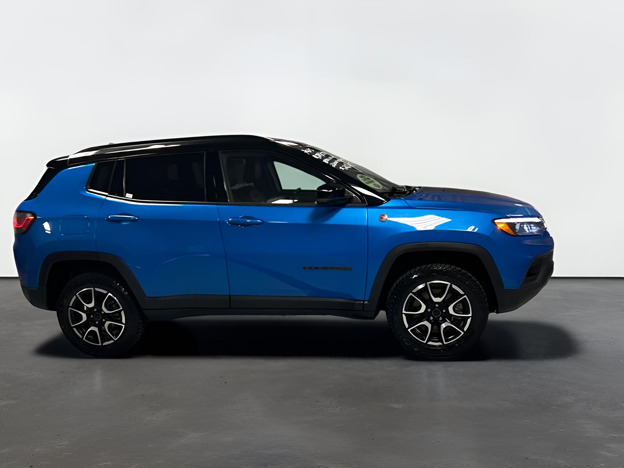 2025 Jeep Compass Trailhawk 4x4