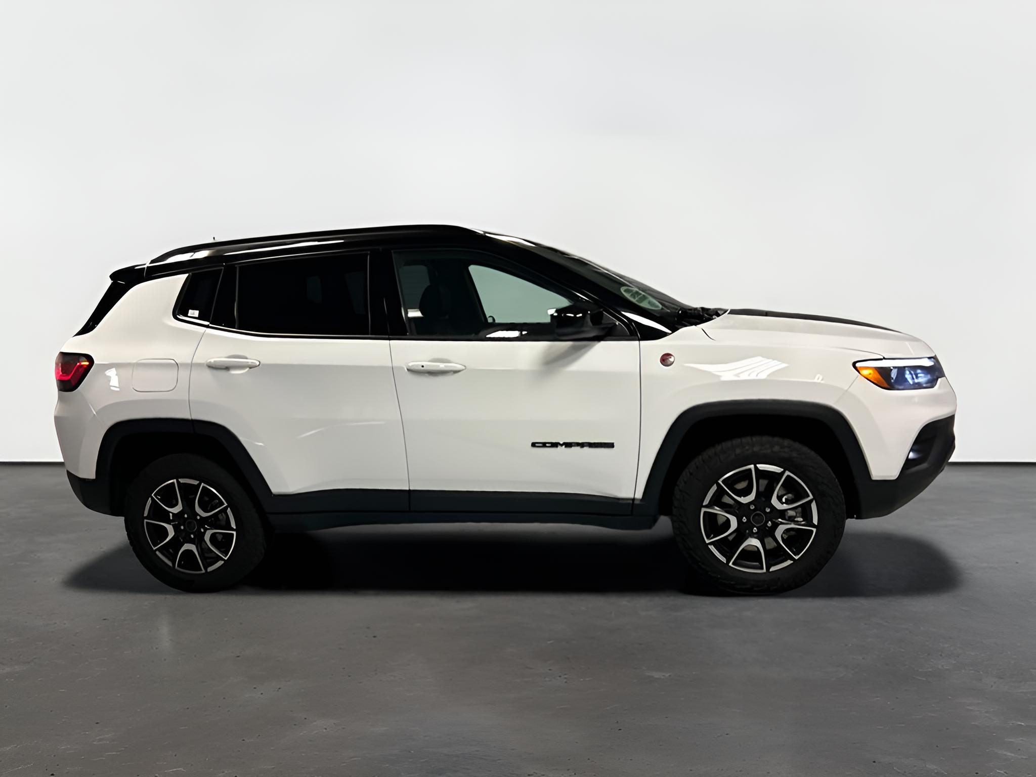 2025 Jeep Compass Trailhawk 4x4