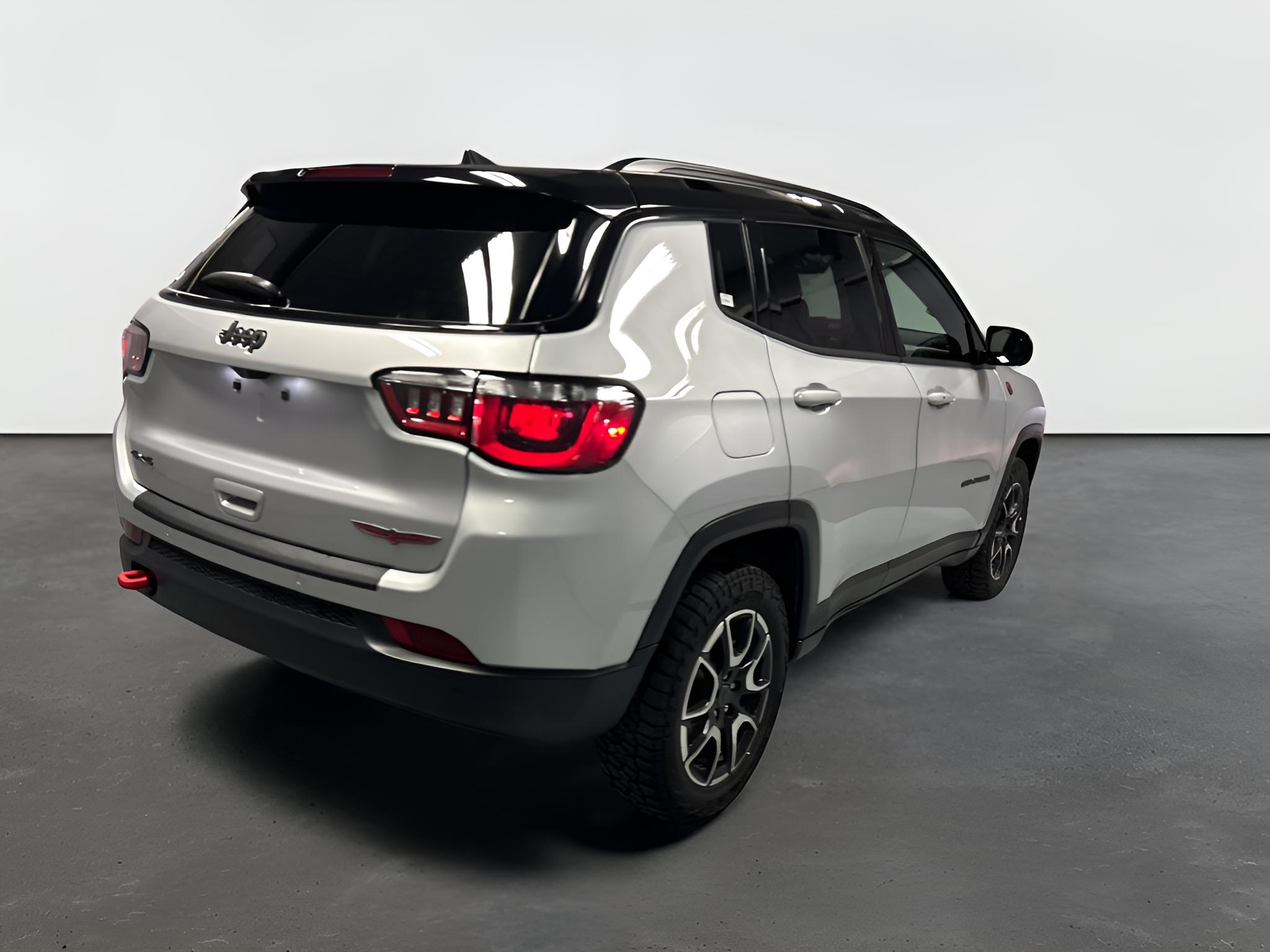 2025 Jeep Compass Trailhawk 4x4