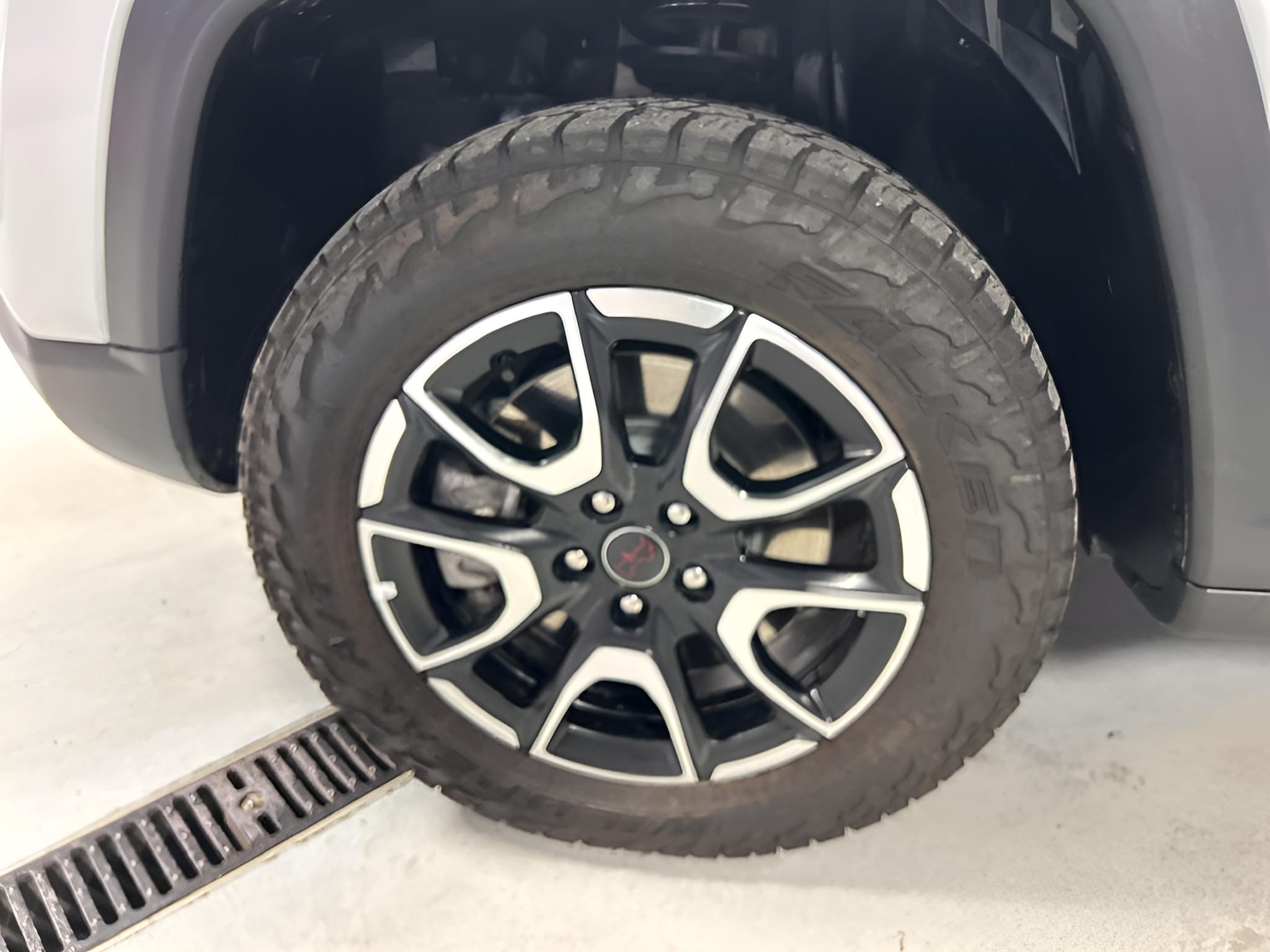 2025 Jeep Compass Trailhawk 4x4