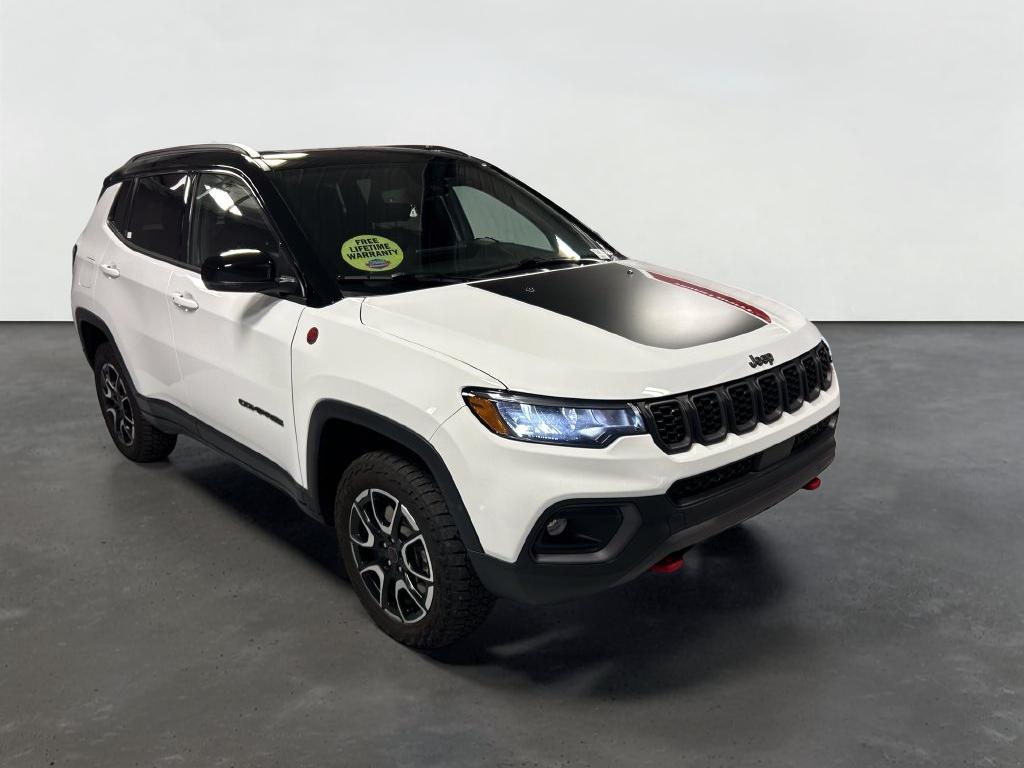 2025 Jeep Compass Trailhawk 4x4