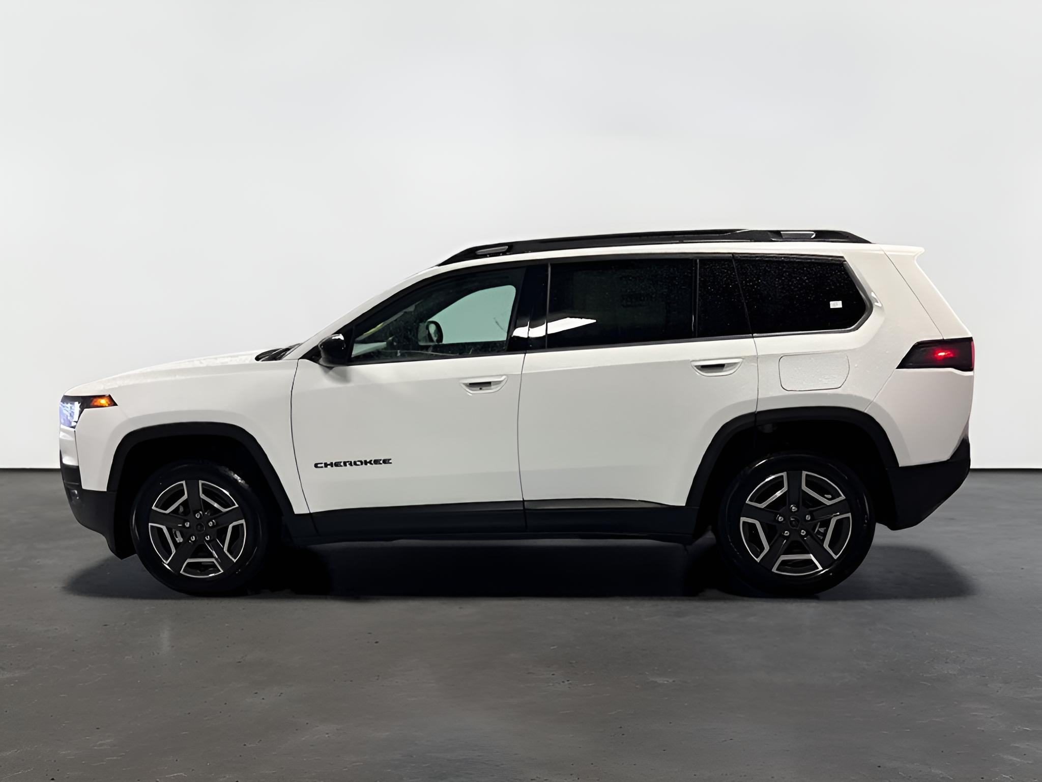 2026 Jeep Cherokee CHEROKEE LAREDO 4X4