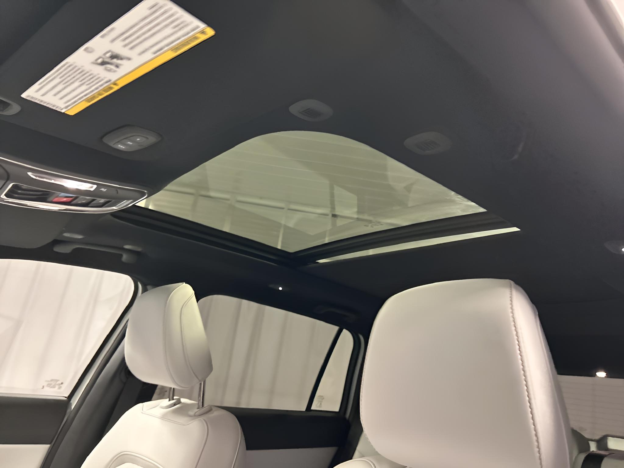 2027 Jeep Cherokee CHEROKEE OVERLAND 4X4