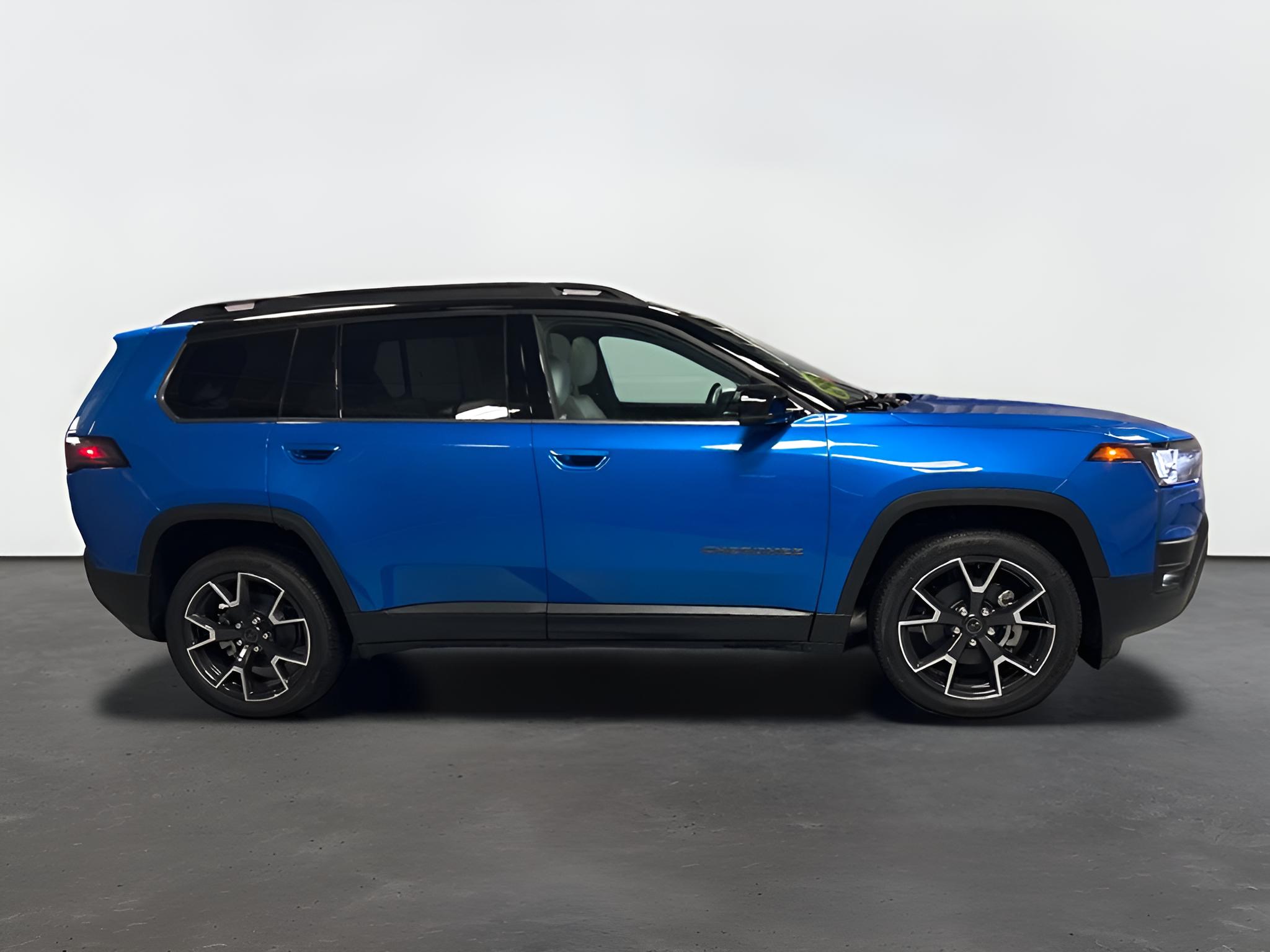 2027 Jeep Cherokee CHEROKEE OVERLAND 4X4