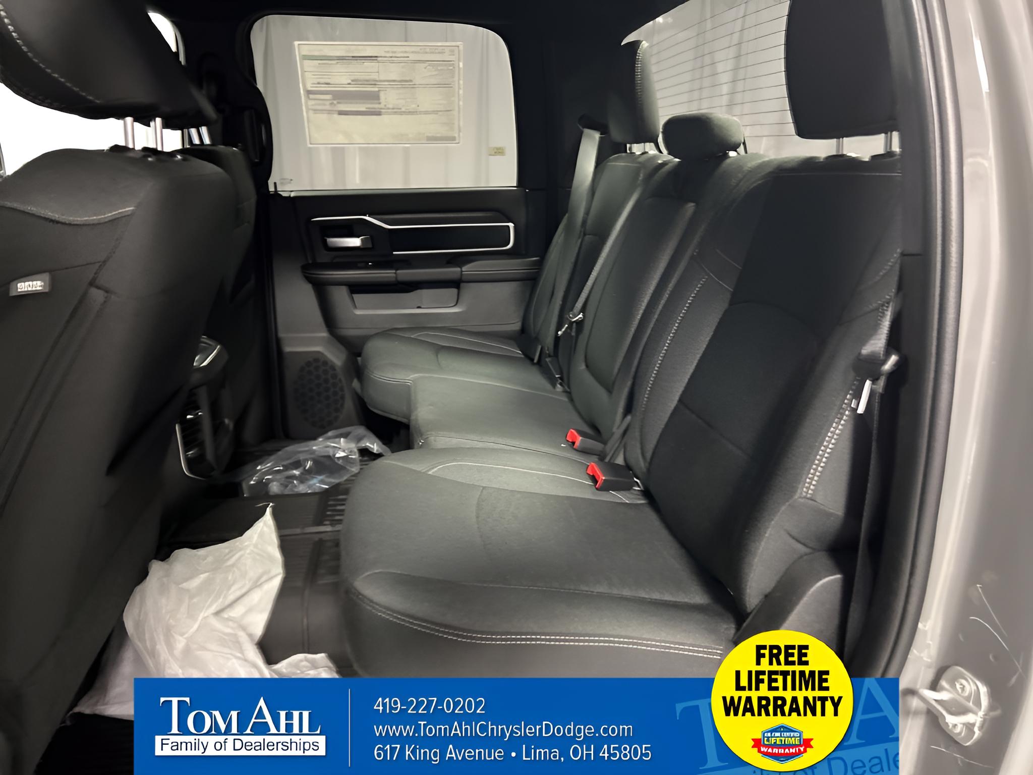 2027 RAM Ram 2500 RAM 2500 BIG HORN CREW CAB 4X4 6'4' BOX