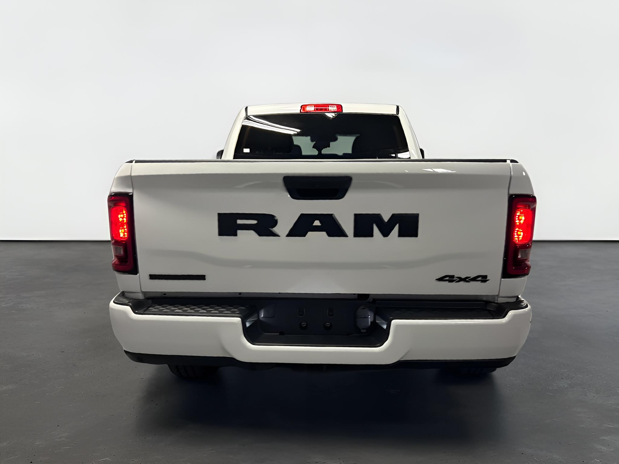 2027 RAM Ram 2500 RAM 2500 BIG HORN CREW CAB 4X4 6'4' BOX