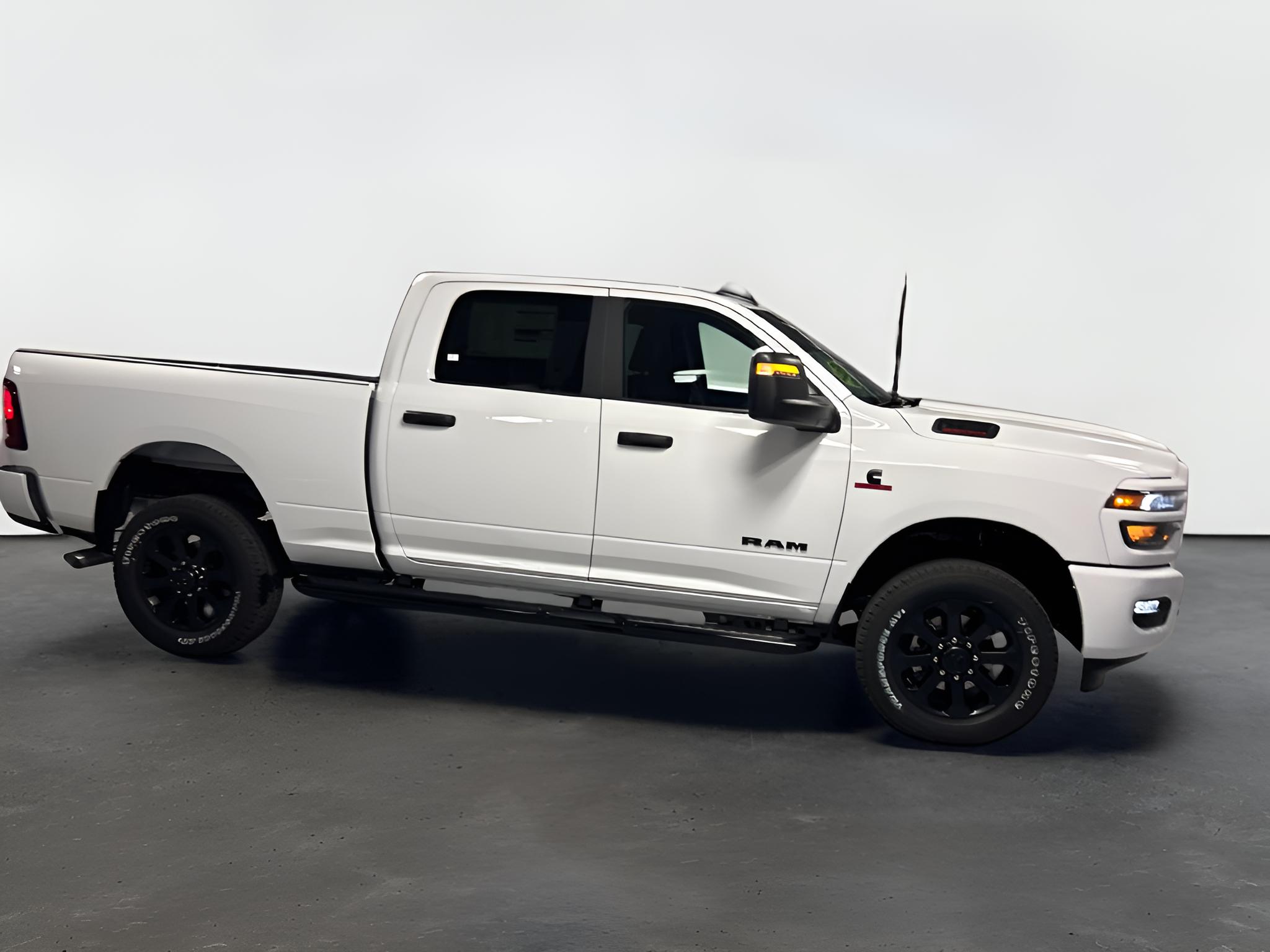 2027 RAM Ram 2500 RAM 2500 BIG HORN CREW CAB 4X4 6'4' BOX