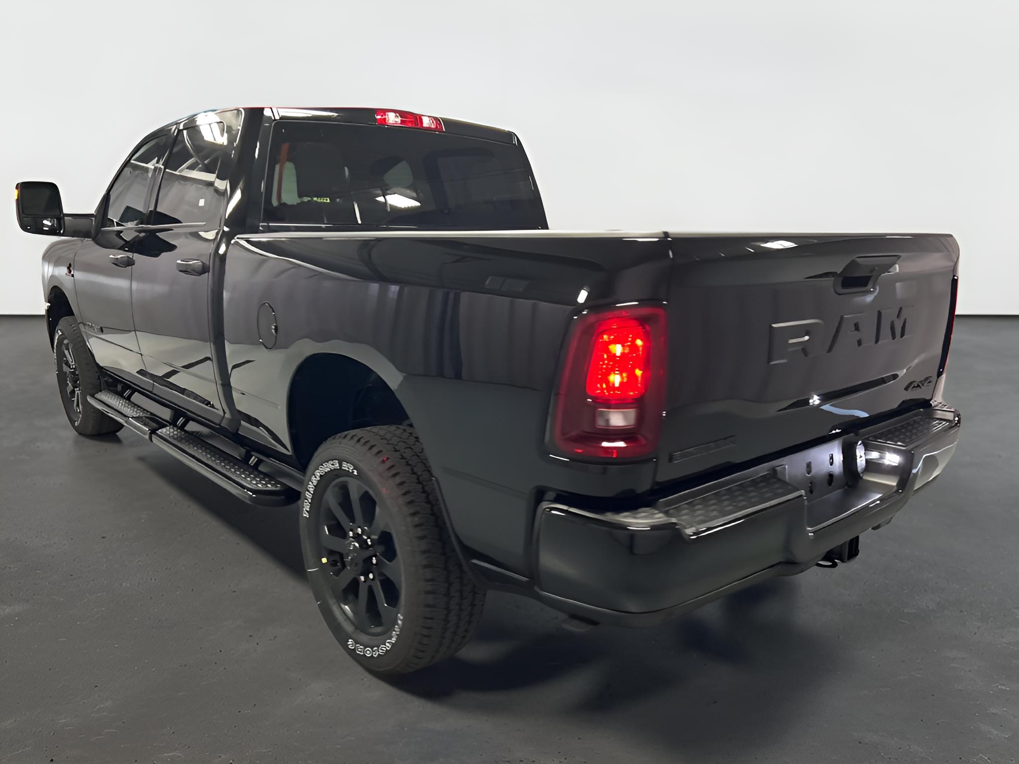 2027 RAM Ram 2500 RAM 2500 BIG HORN CREW CAB 4X4 6'4' BOX