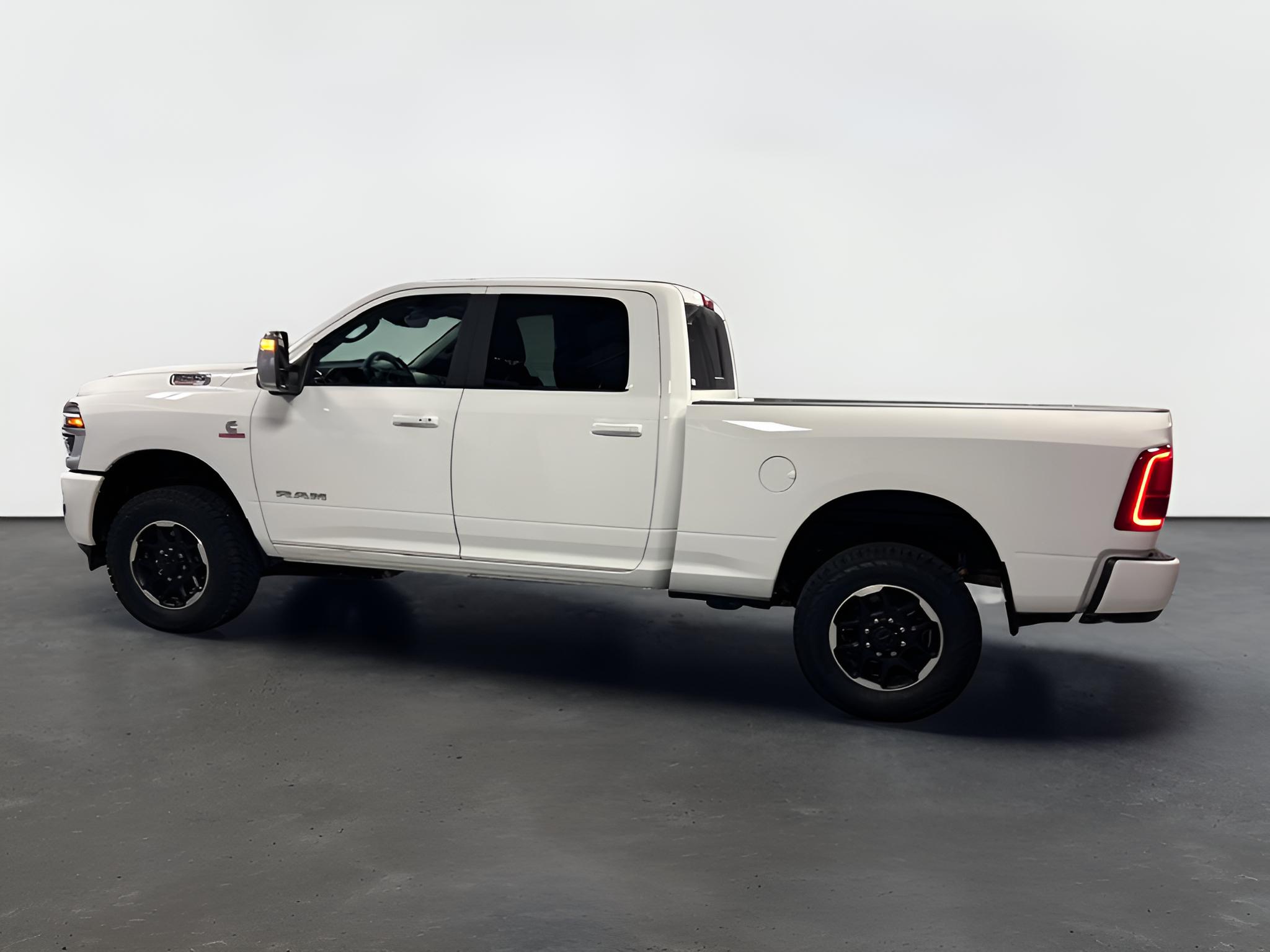 2026 RAM 2500 Laramie Crew Cab 4x4 6'4' Box