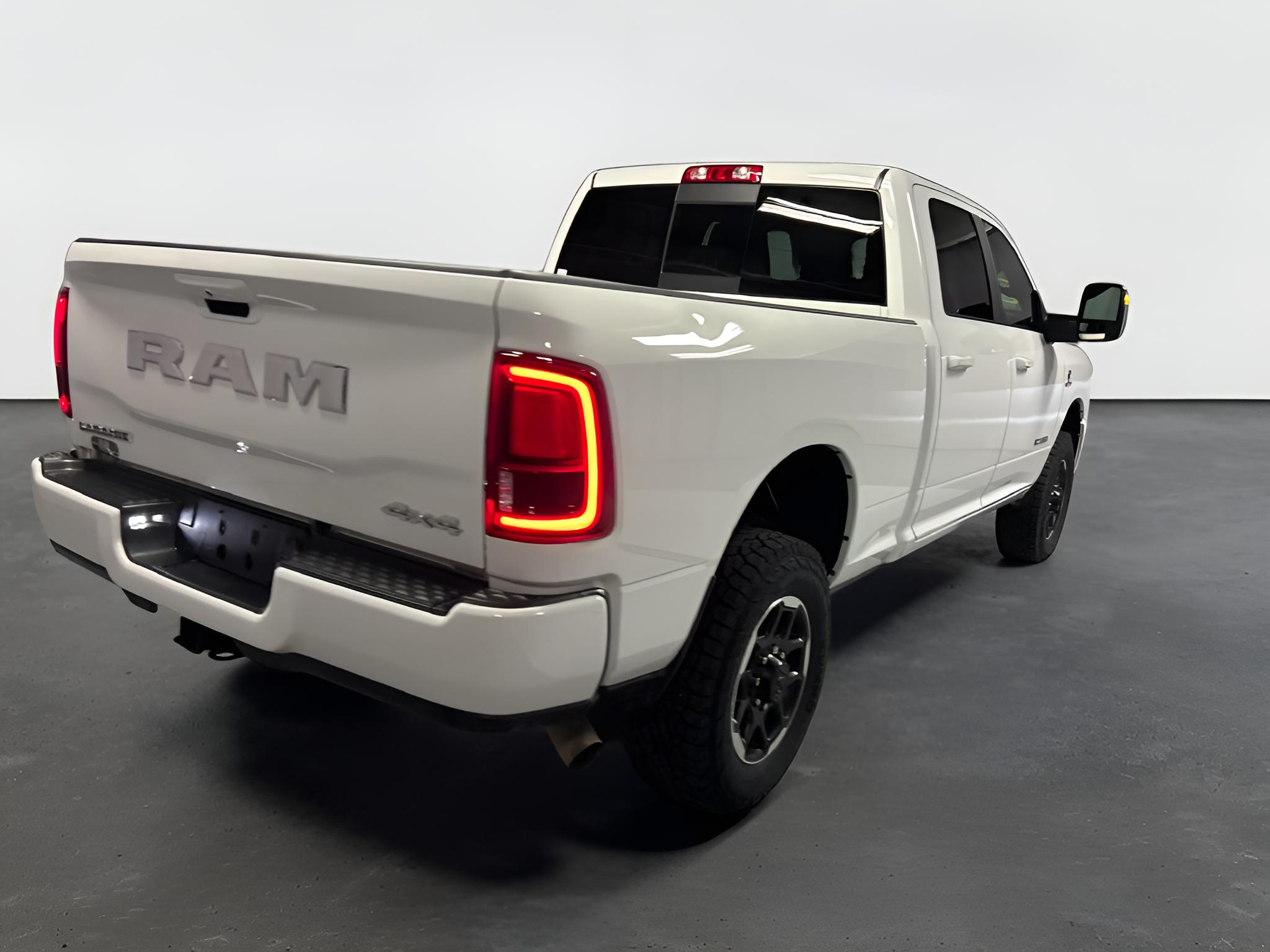 2026 RAM 2500 Laramie Crew Cab 4x4 6'4' Box
