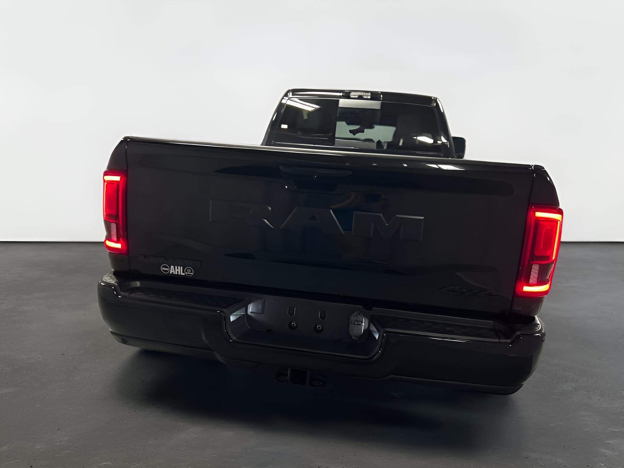 2027 RAM Ram 2500 RAM 2500 LARAMIE CREW CAB 4X4 8' BOX