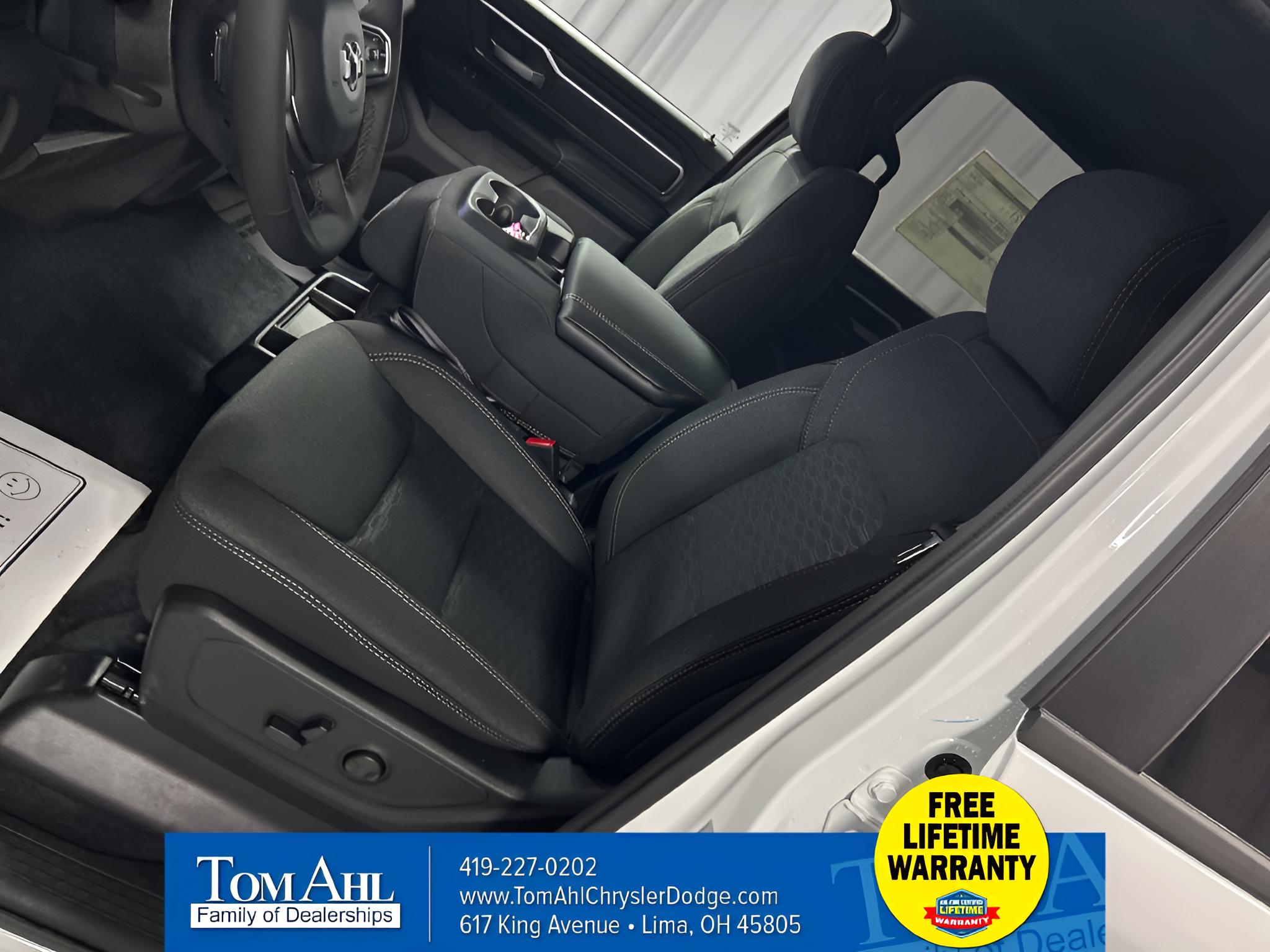 2027 RAM Ram 1500 RAM 1500 BIG HORN CREW CAB 4X4 5'7' BOX
