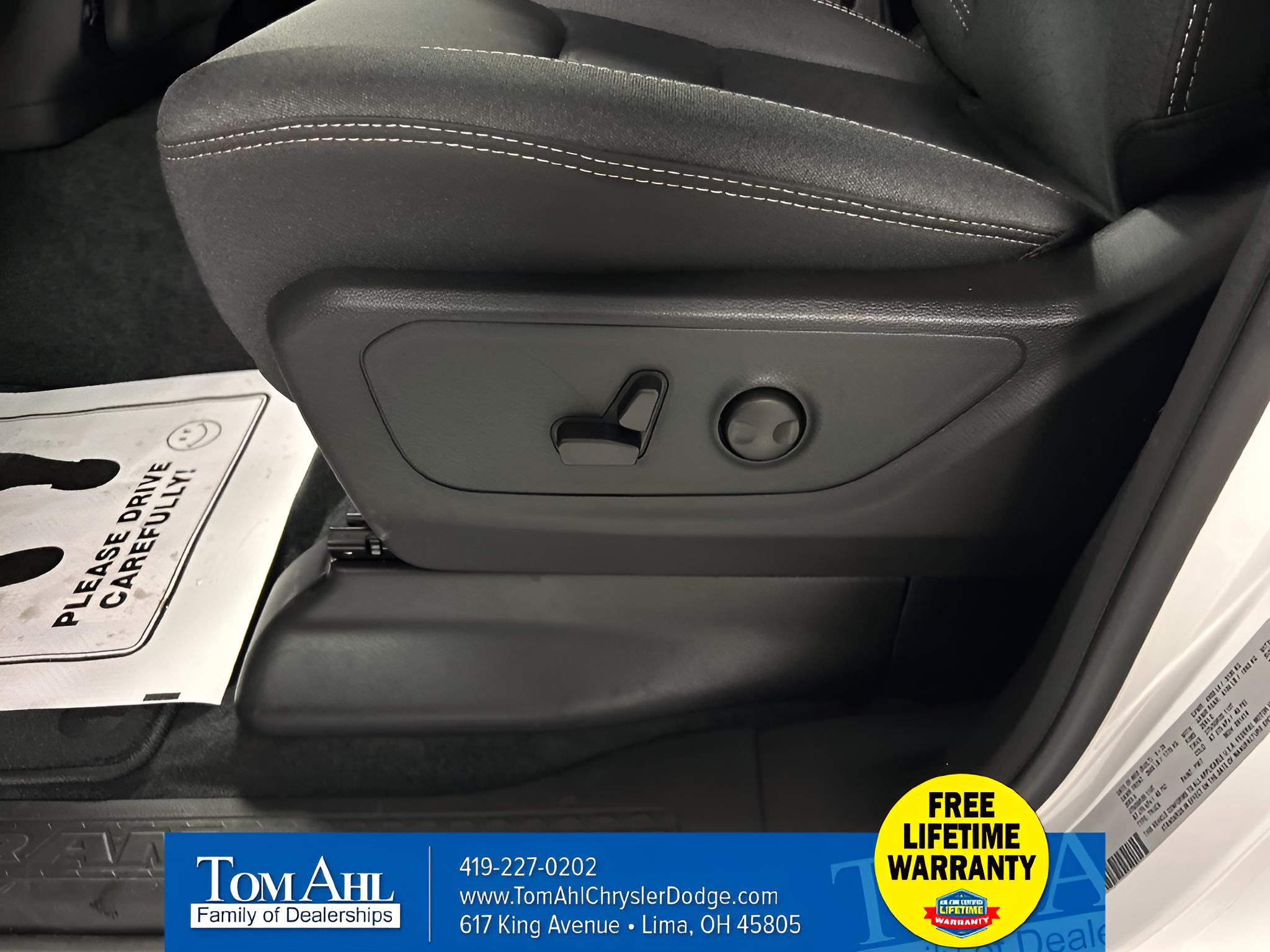 2027 RAM Ram 1500 RAM 1500 BIG HORN CREW CAB 4X4 5'7' BOX