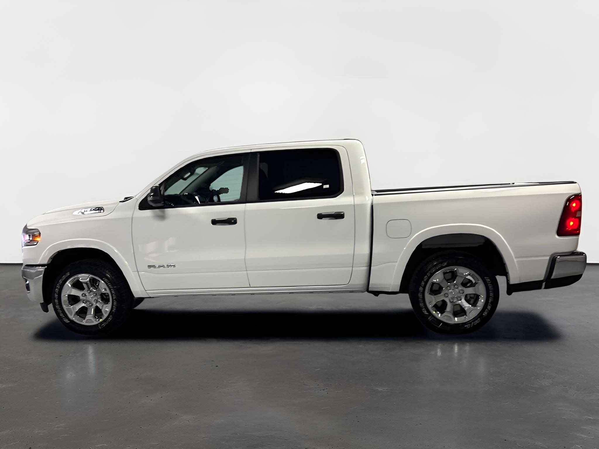 2027 RAM Ram 1500 RAM 1500 BIG HORN CREW CAB 4X4 5'7' BOX