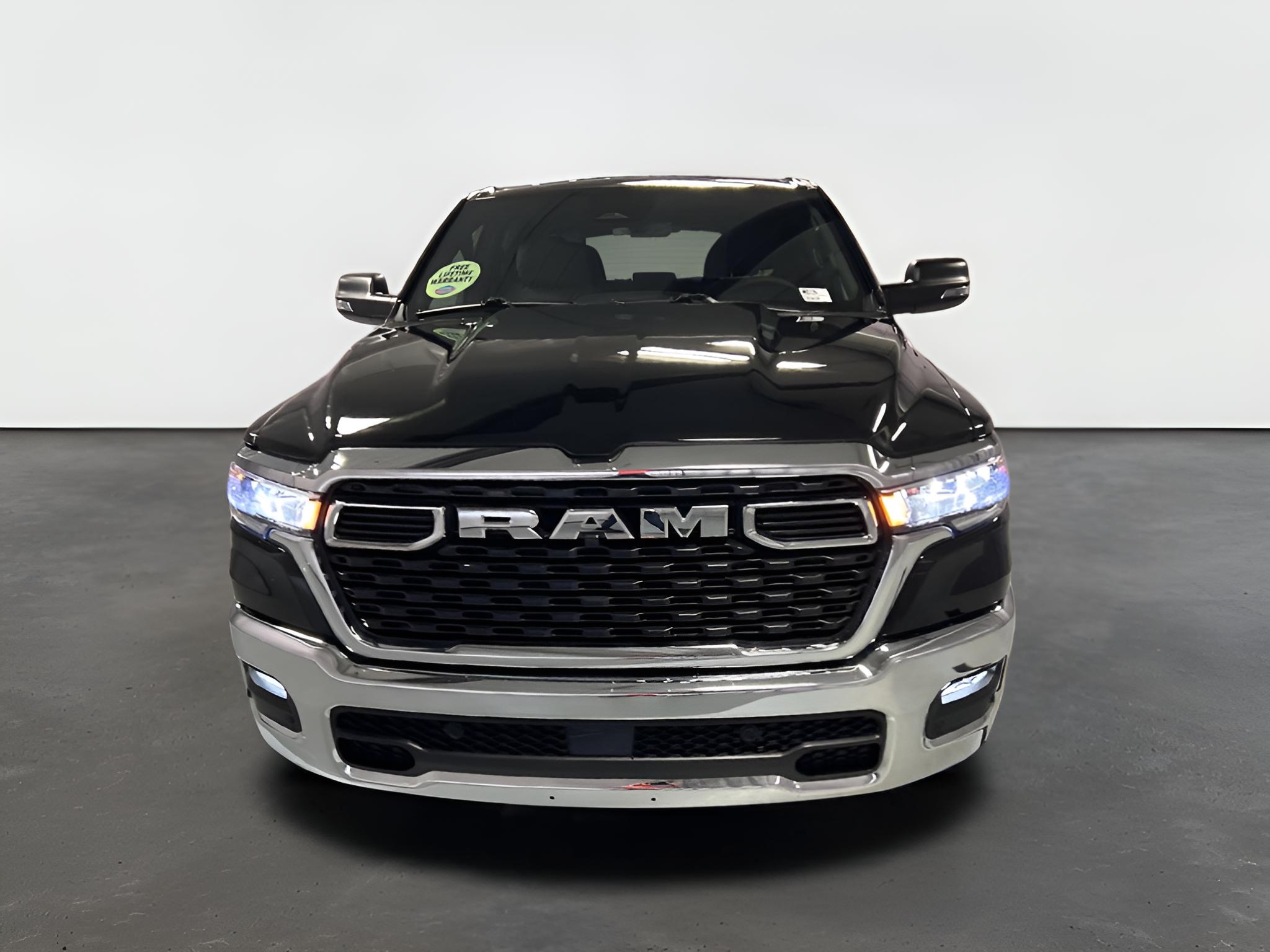 2027 RAM Ram 1500 RAM 1500 BIG HORN CREW CAB 4X4 5'7' BOX