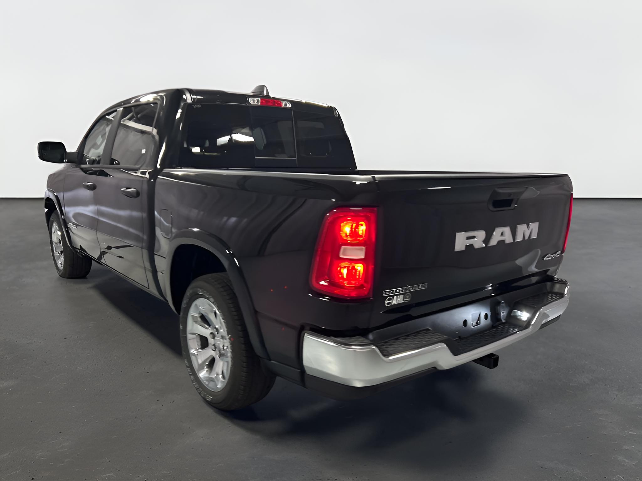 2027 RAM Ram 1500 RAM 1500 BIG HORN CREW CAB 4X4 5'7' BOX