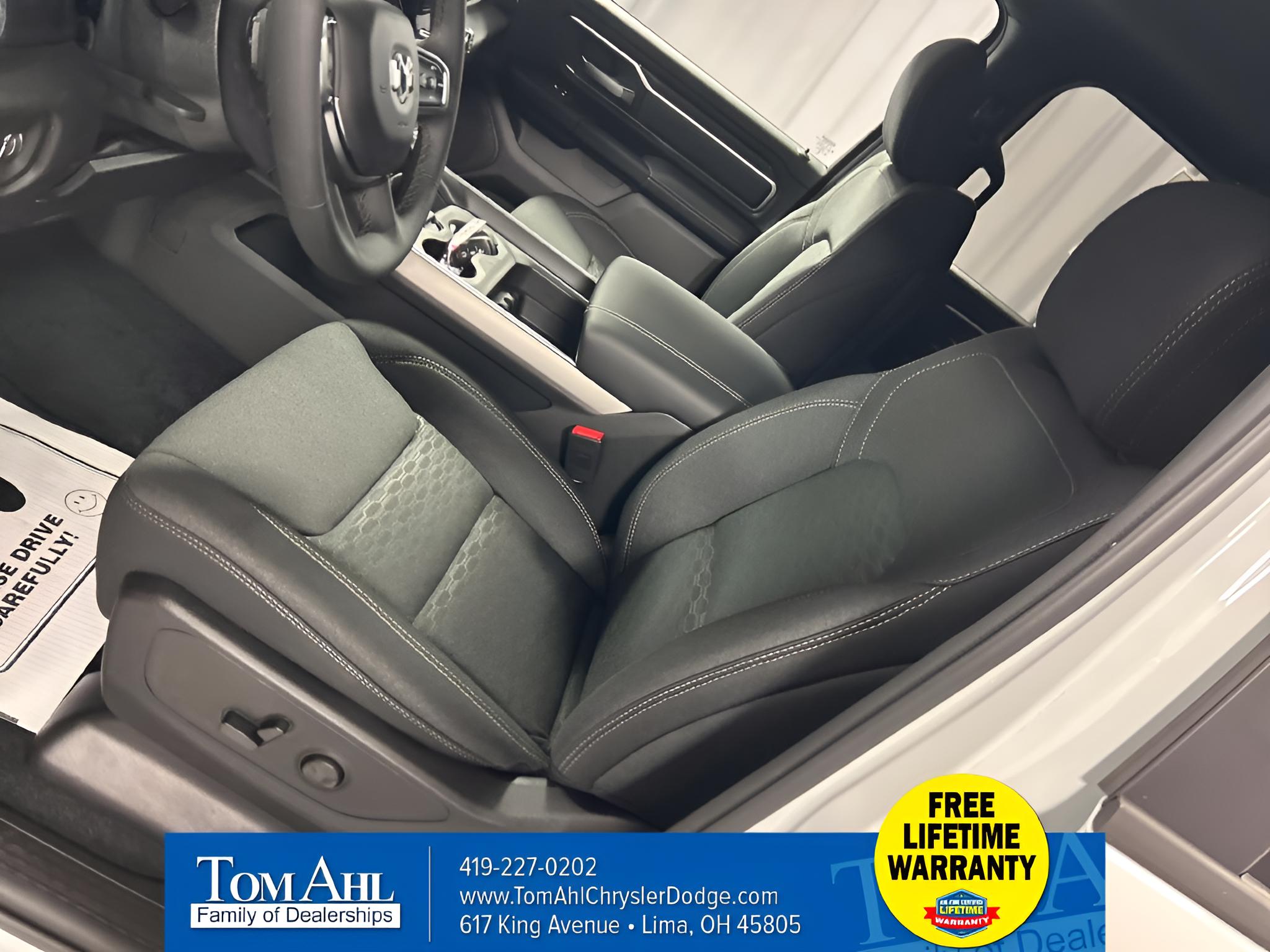 2027 RAM Ram 1500 RAM 1500 BIG HORN CREW CAB 4X4 5'7' BOX