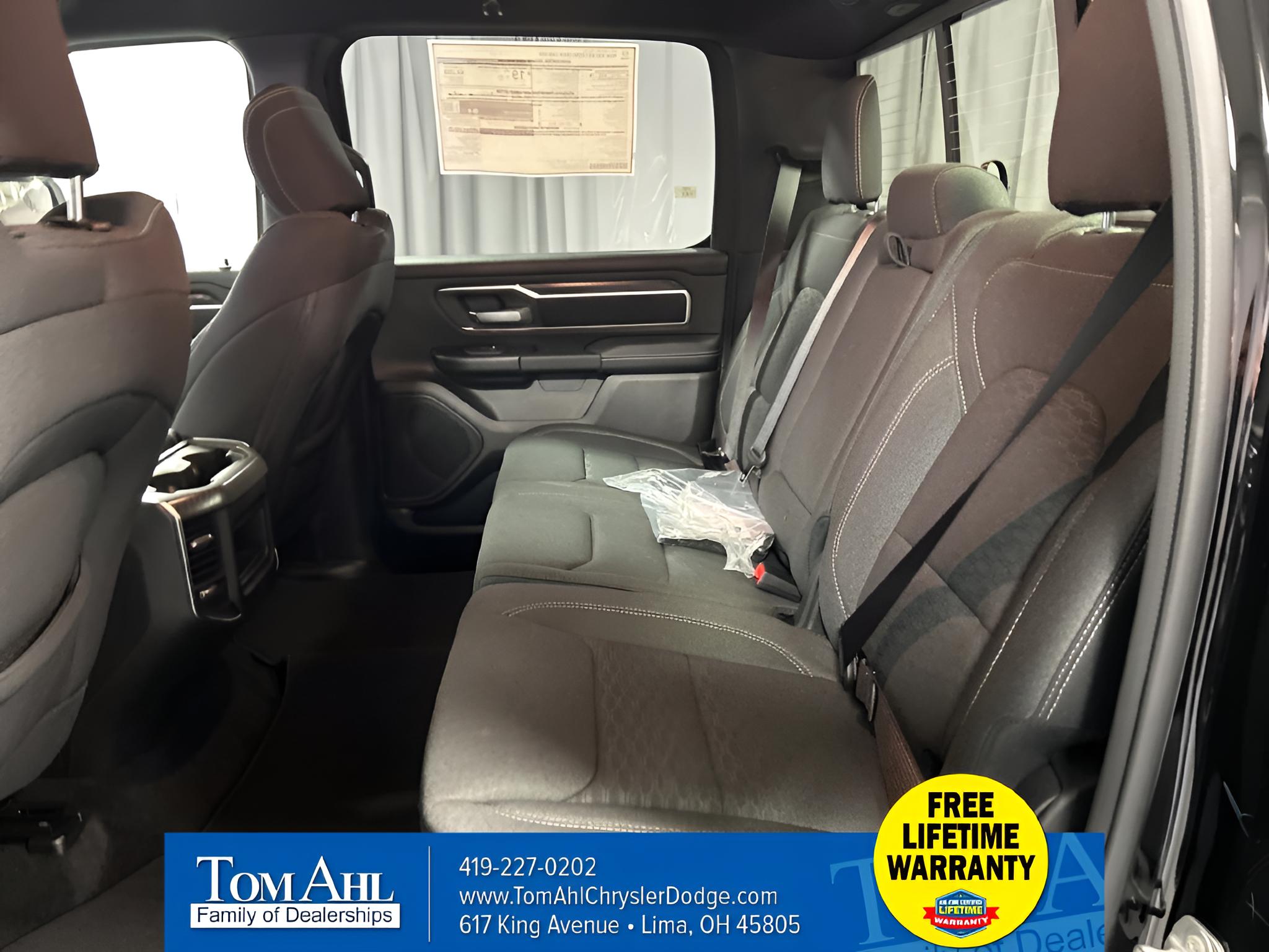 2027 RAM Ram 1500 RAM 1500 BIG HORN CREW CAB 4X4 5'7' BOX