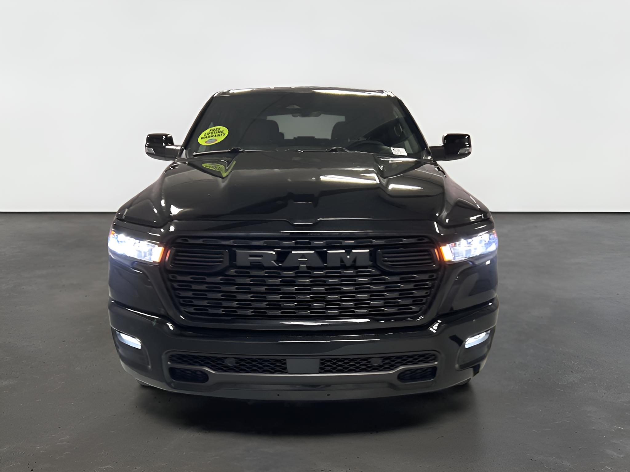 2027 RAM Ram 1500 RAM 1500 BIG HORN CREW CAB 4X4 5'7' BOX