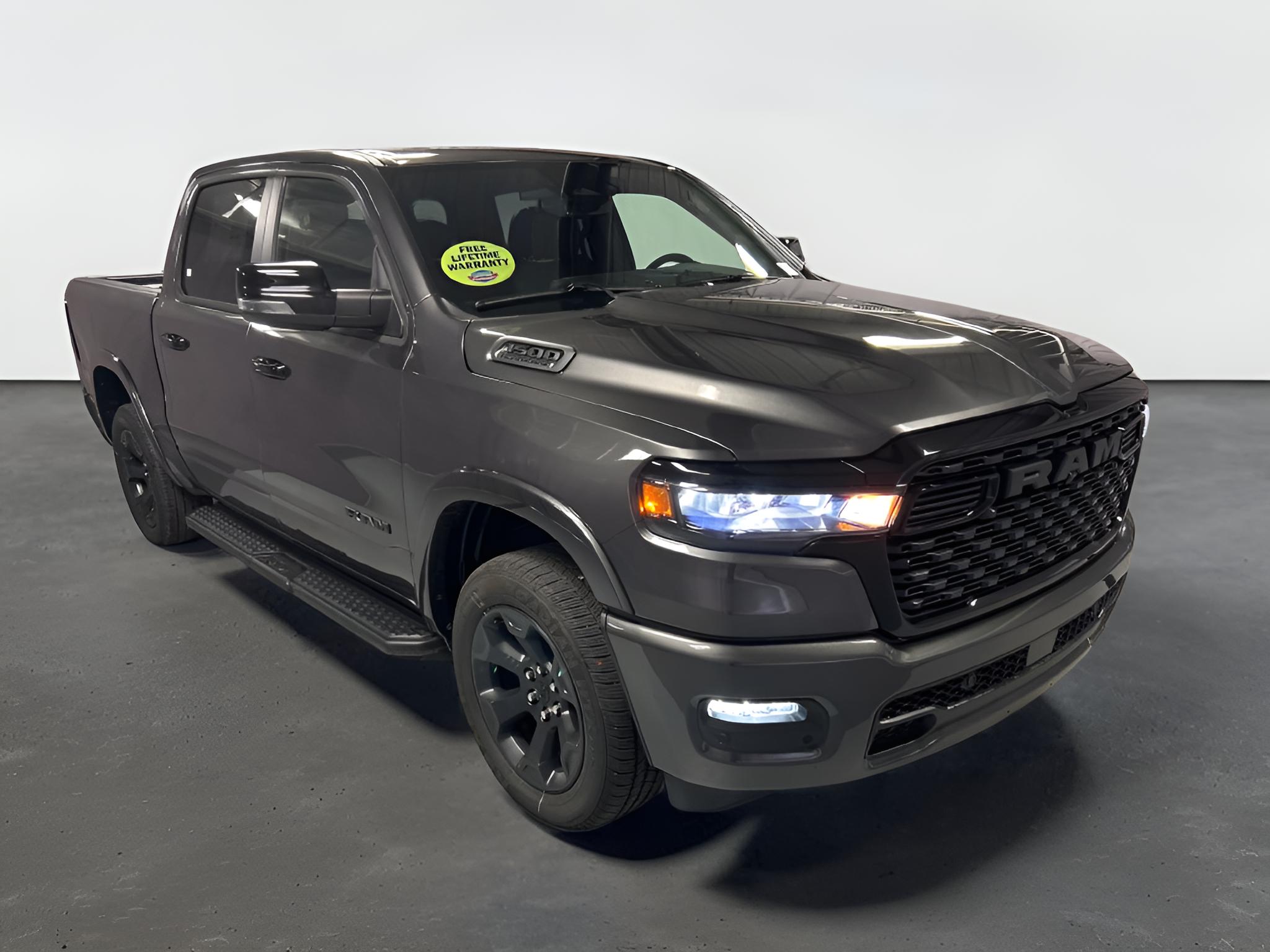 2027 RAM Ram 1500 RAM 1500 BIG HORN CREW CAB 4X4 5'7' BOX