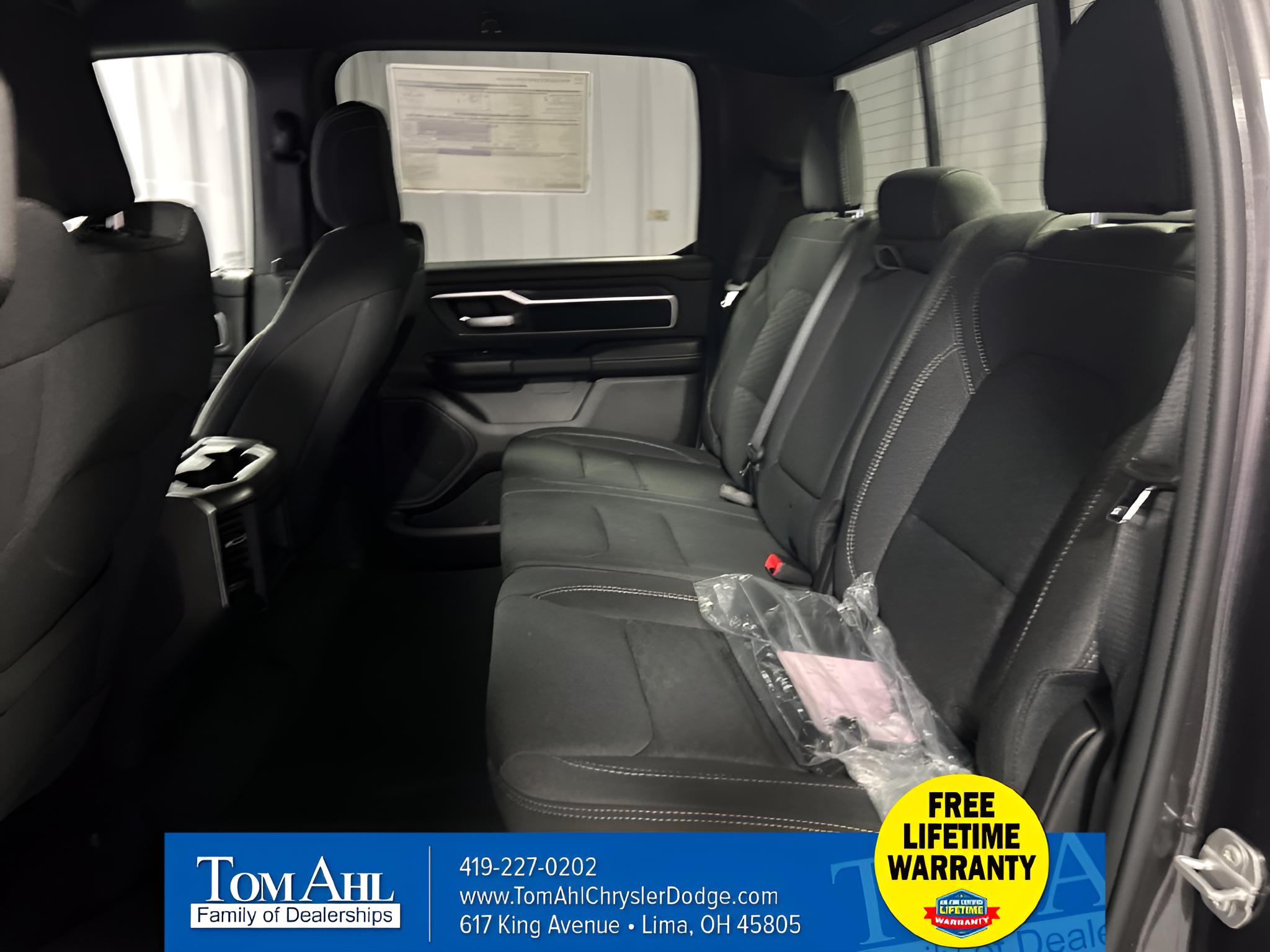 2027 RAM Ram 1500 RAM 1500 BIG HORN CREW CAB 4X4 5'7' BOX