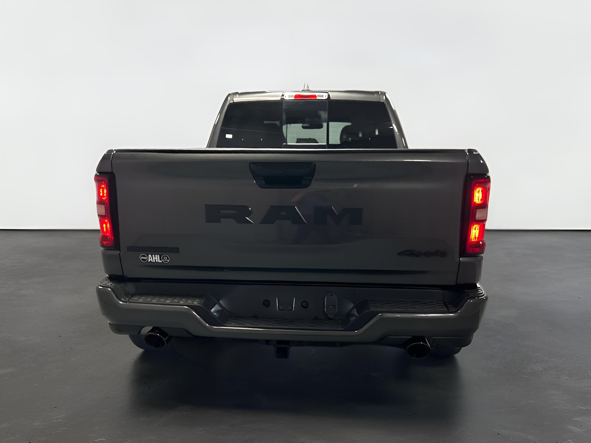 2027 RAM Ram 1500 RAM 1500 BIG HORN CREW CAB 4X4 5'7' BOX