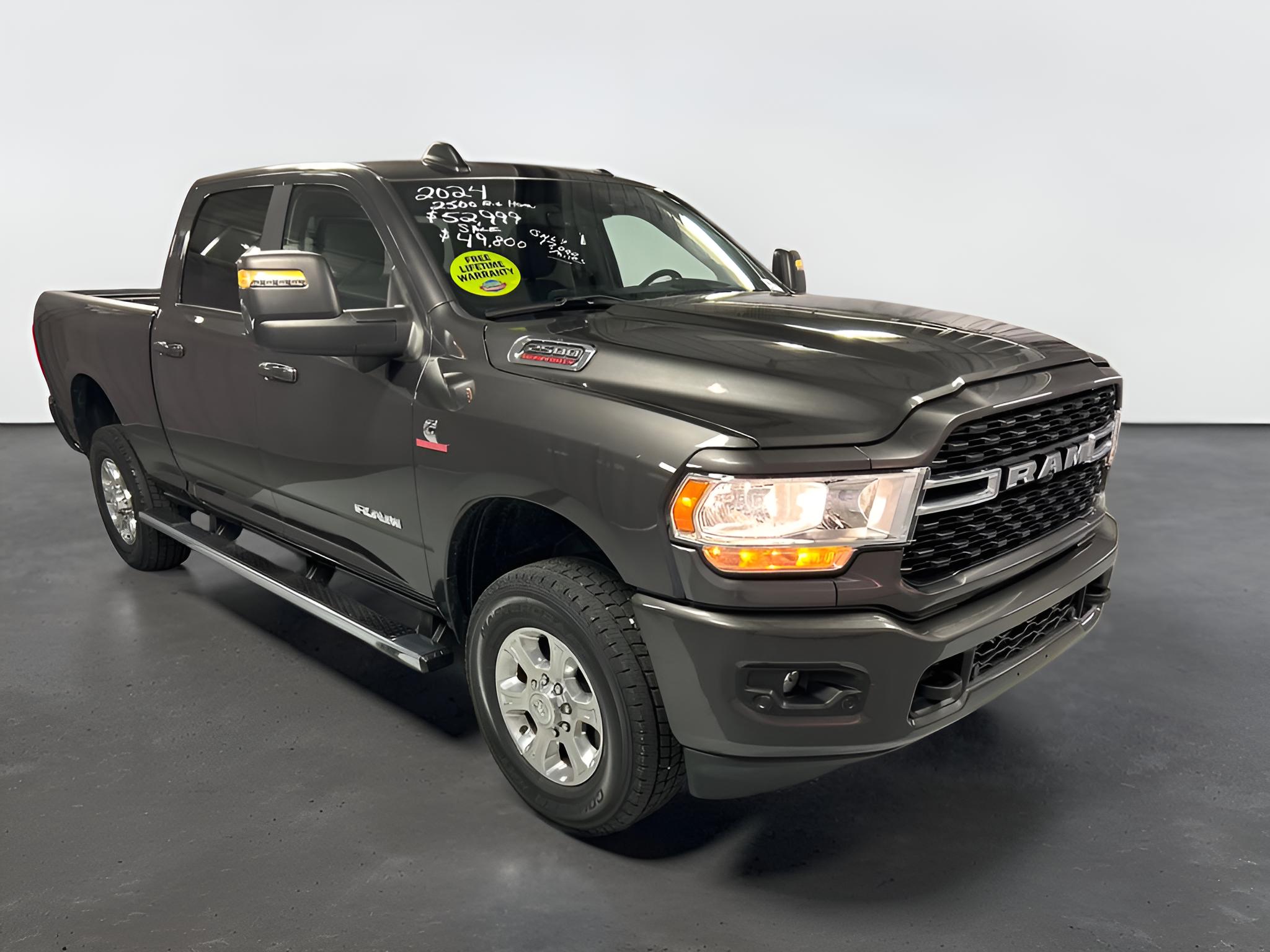2024 RAM 2500 Big Horn Crew Cab 4x4 6'4' Box