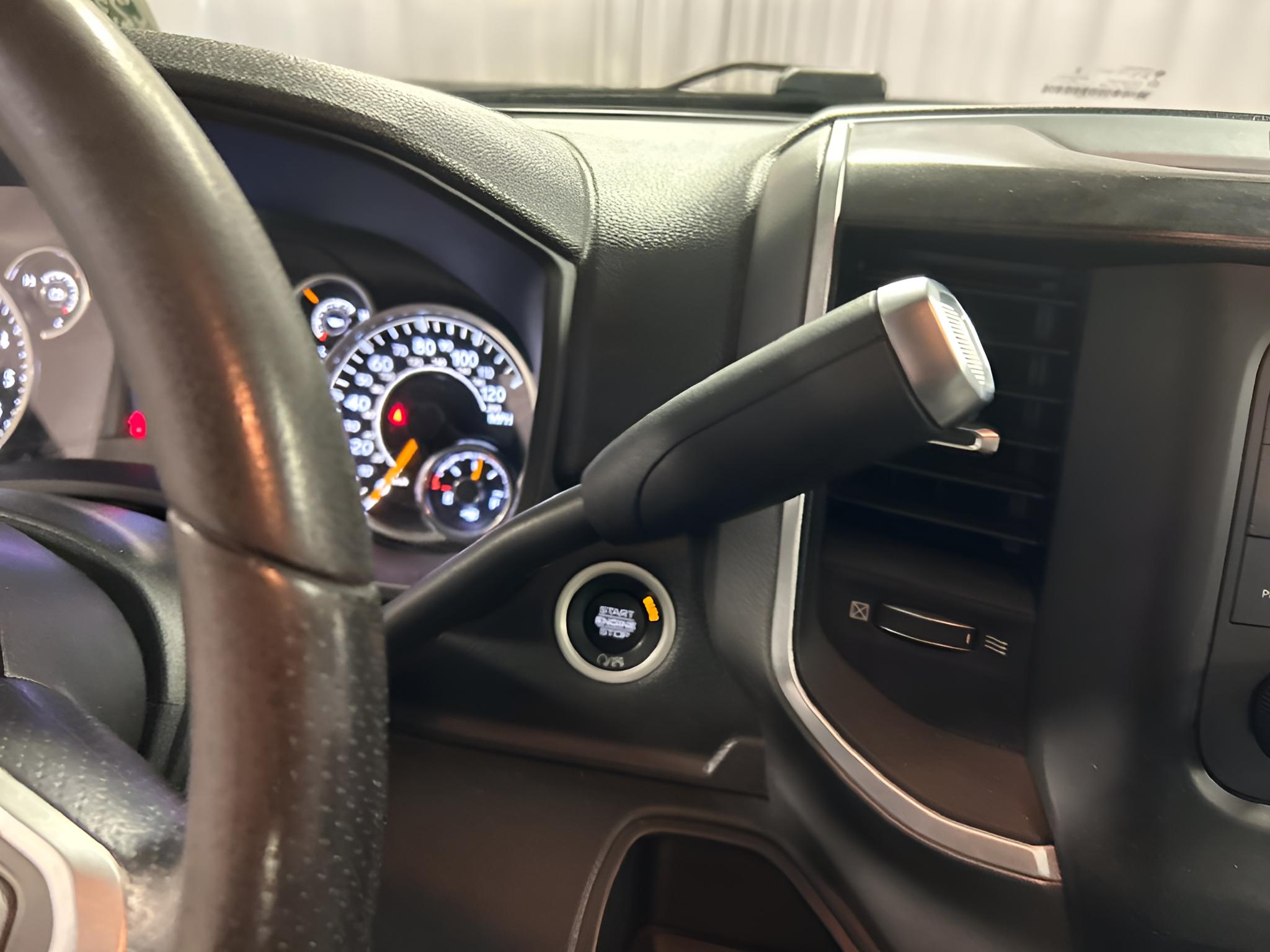 2022 RAM 3500 Chassis Tradesman/SLT