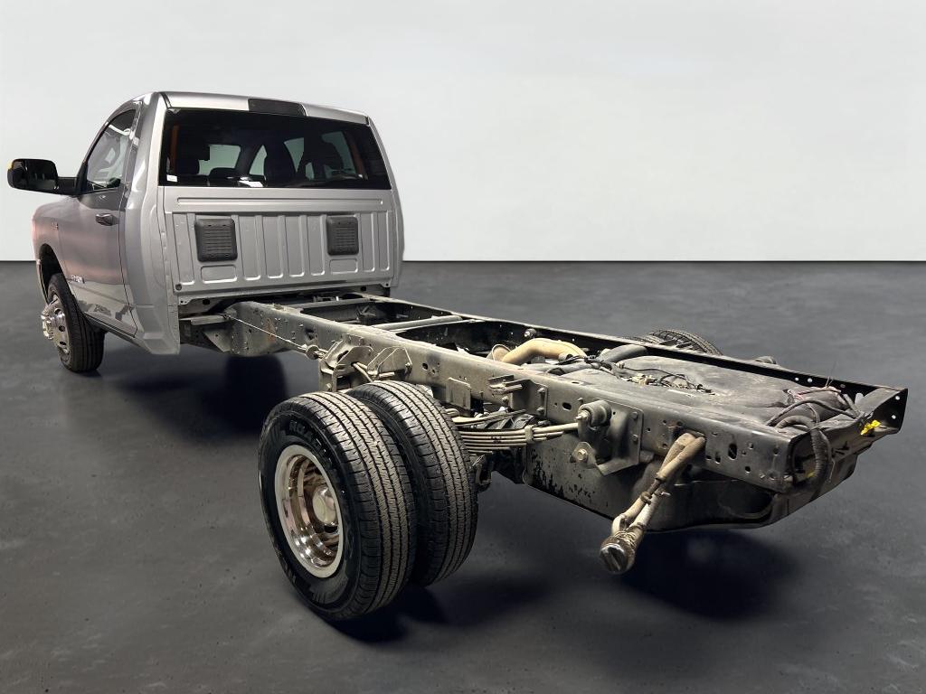 2022 RAM 3500 Chassis Tradesman/SLT