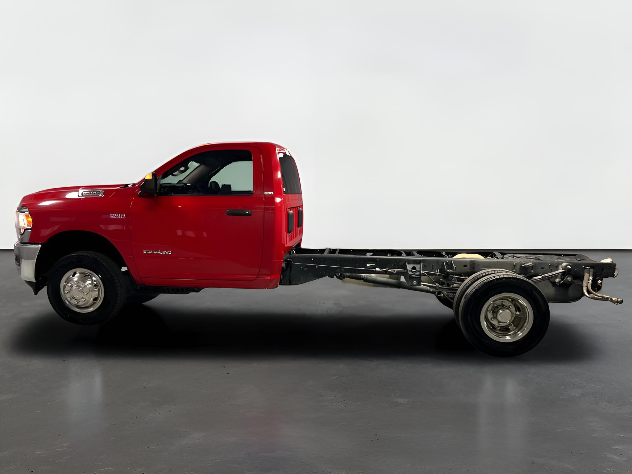 2022 RAM 3500 Chassis Tradesman/SLT