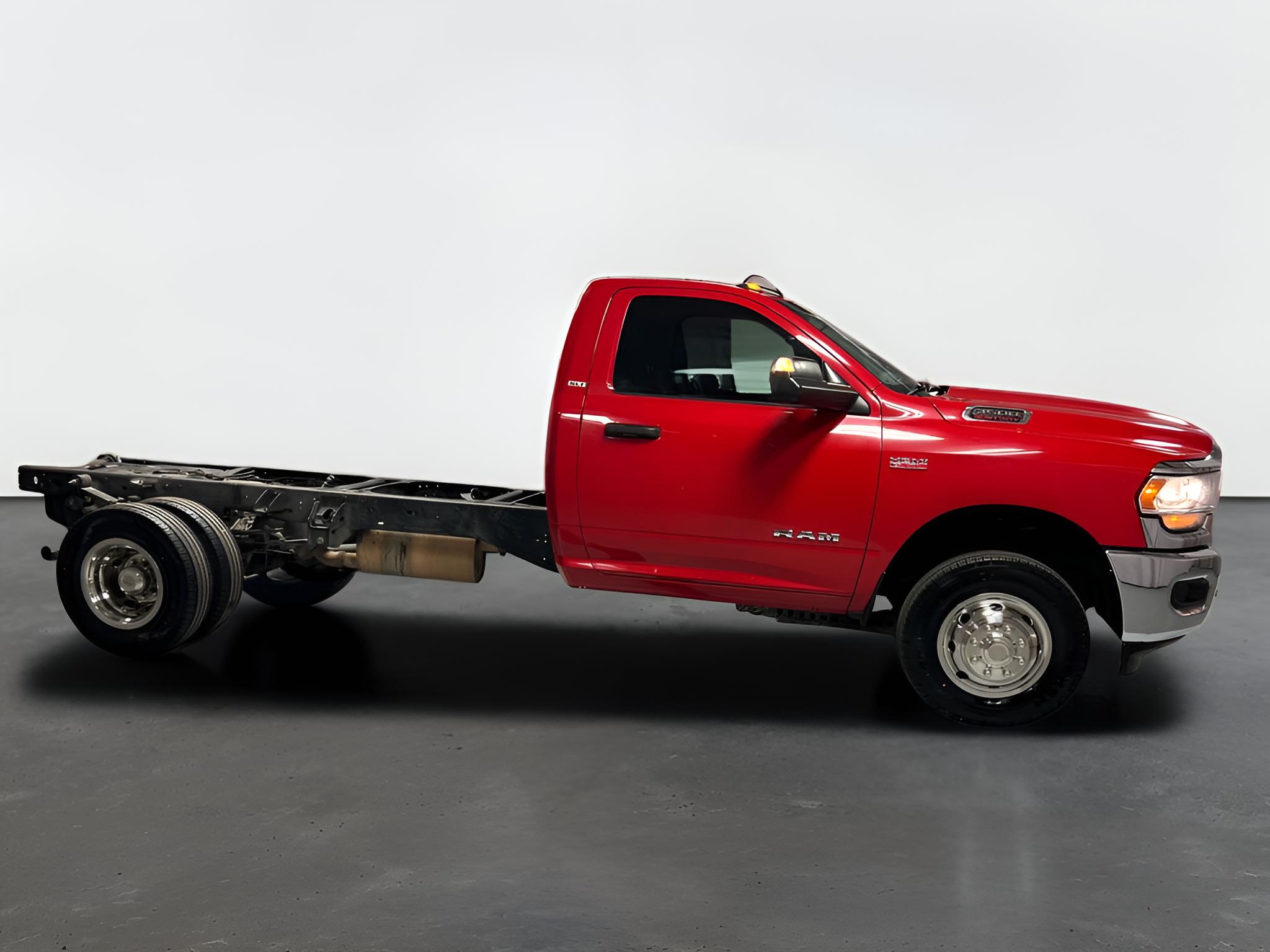 2022 RAM 3500 Chassis Tradesman/SLT