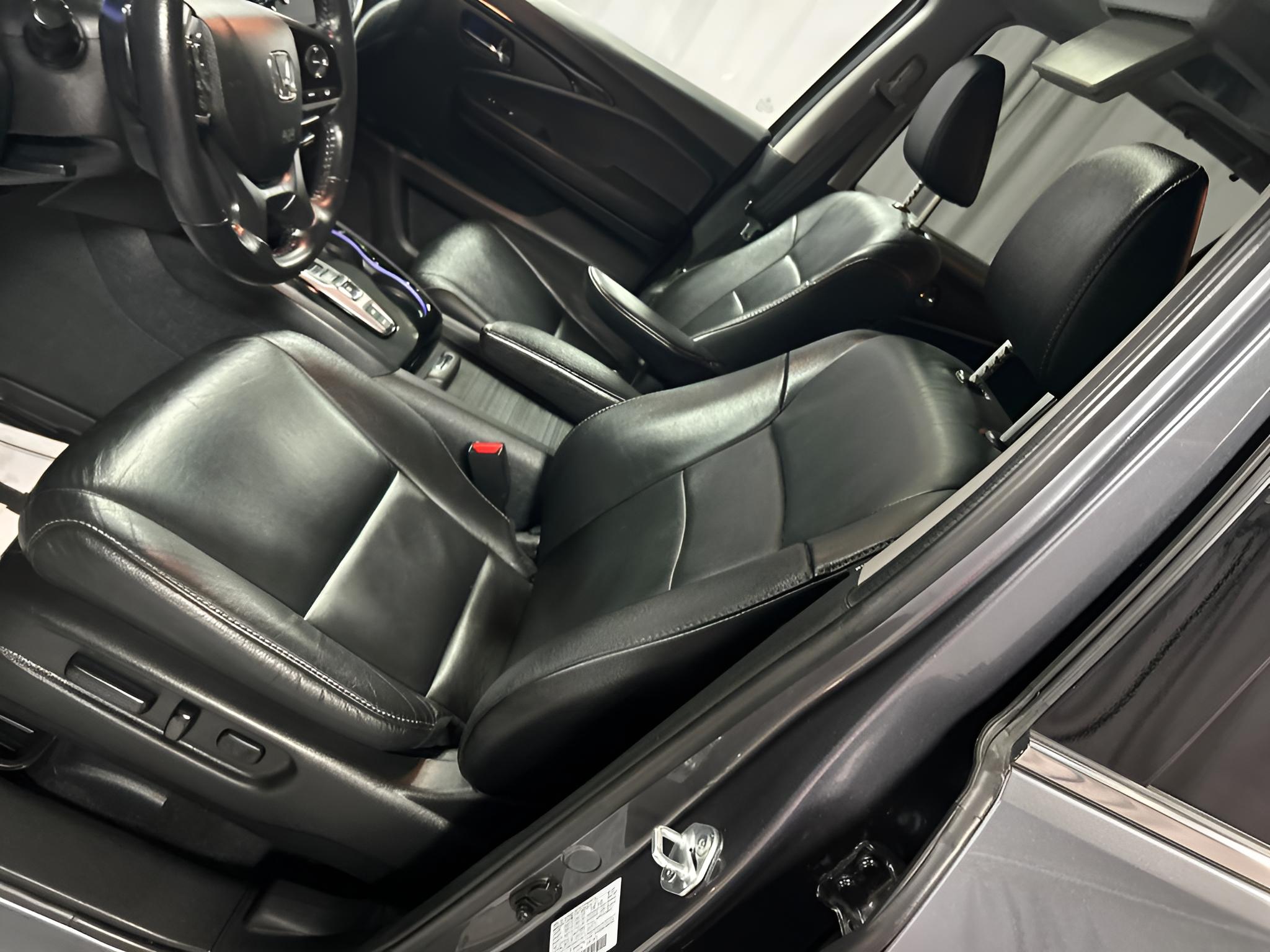 2022 Honda Pilot Touring 7 Passenger