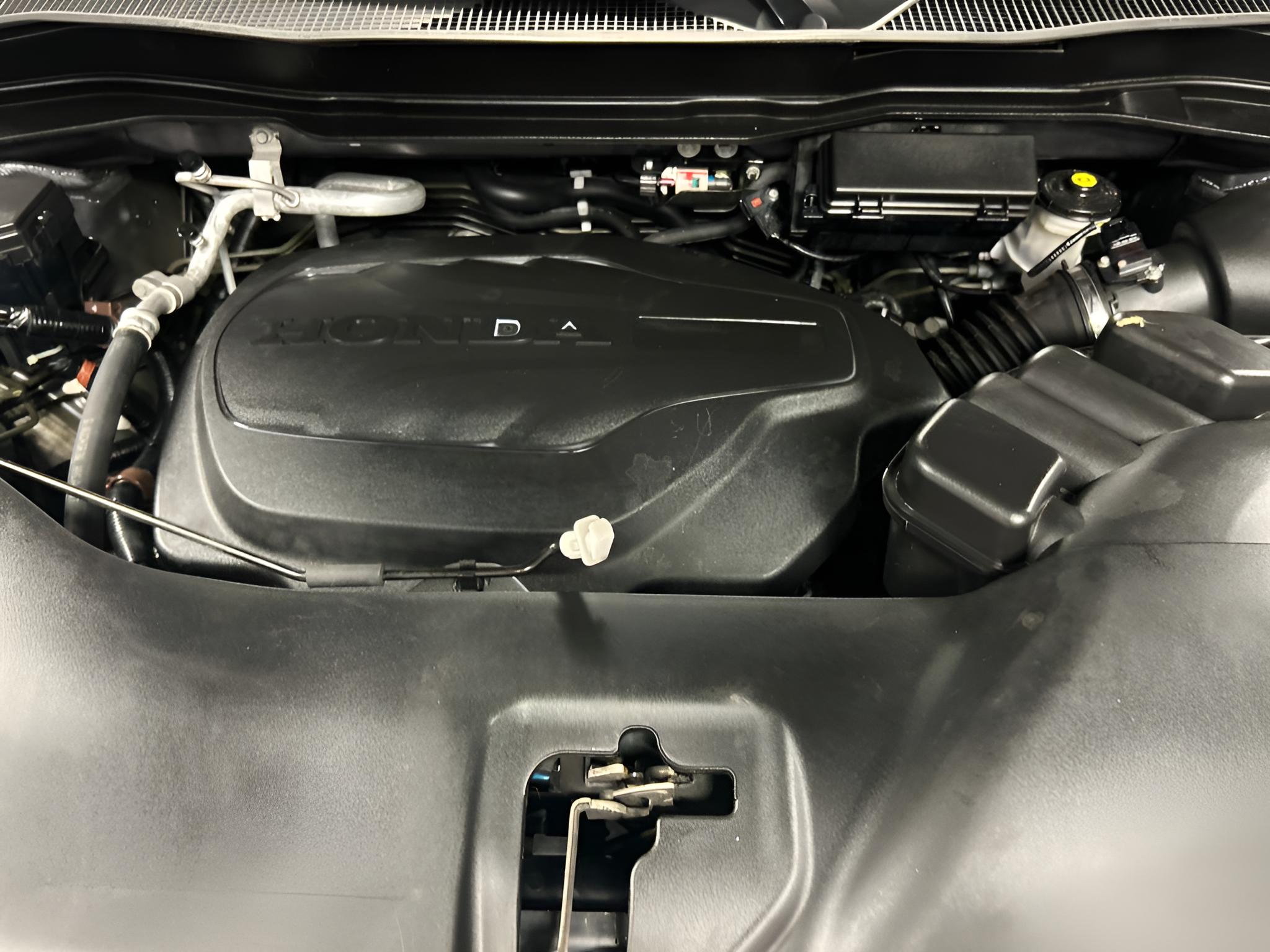 2022 Honda Pilot Touring 7 Passenger