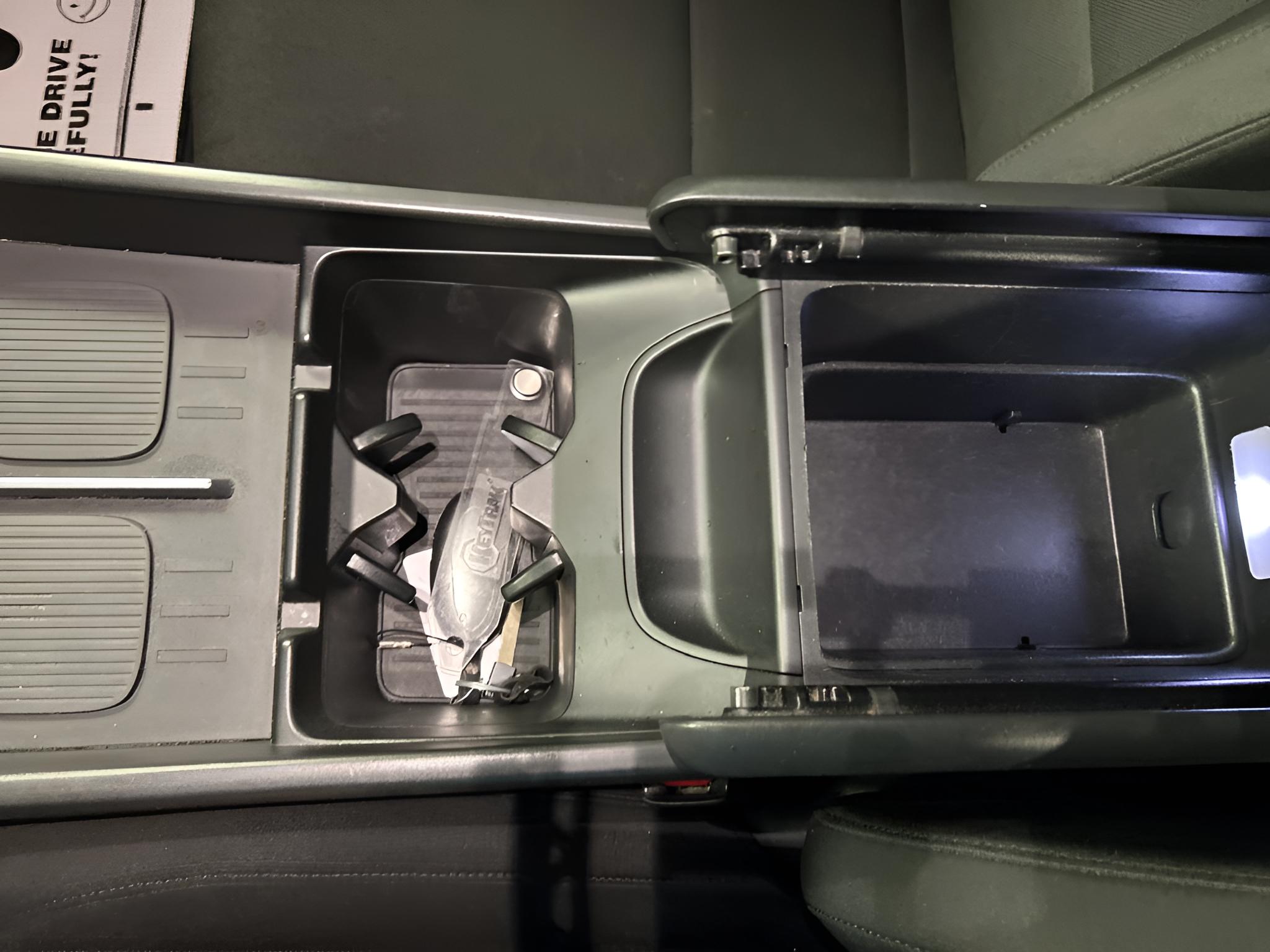 2025 Hyundai SANTA FE SE