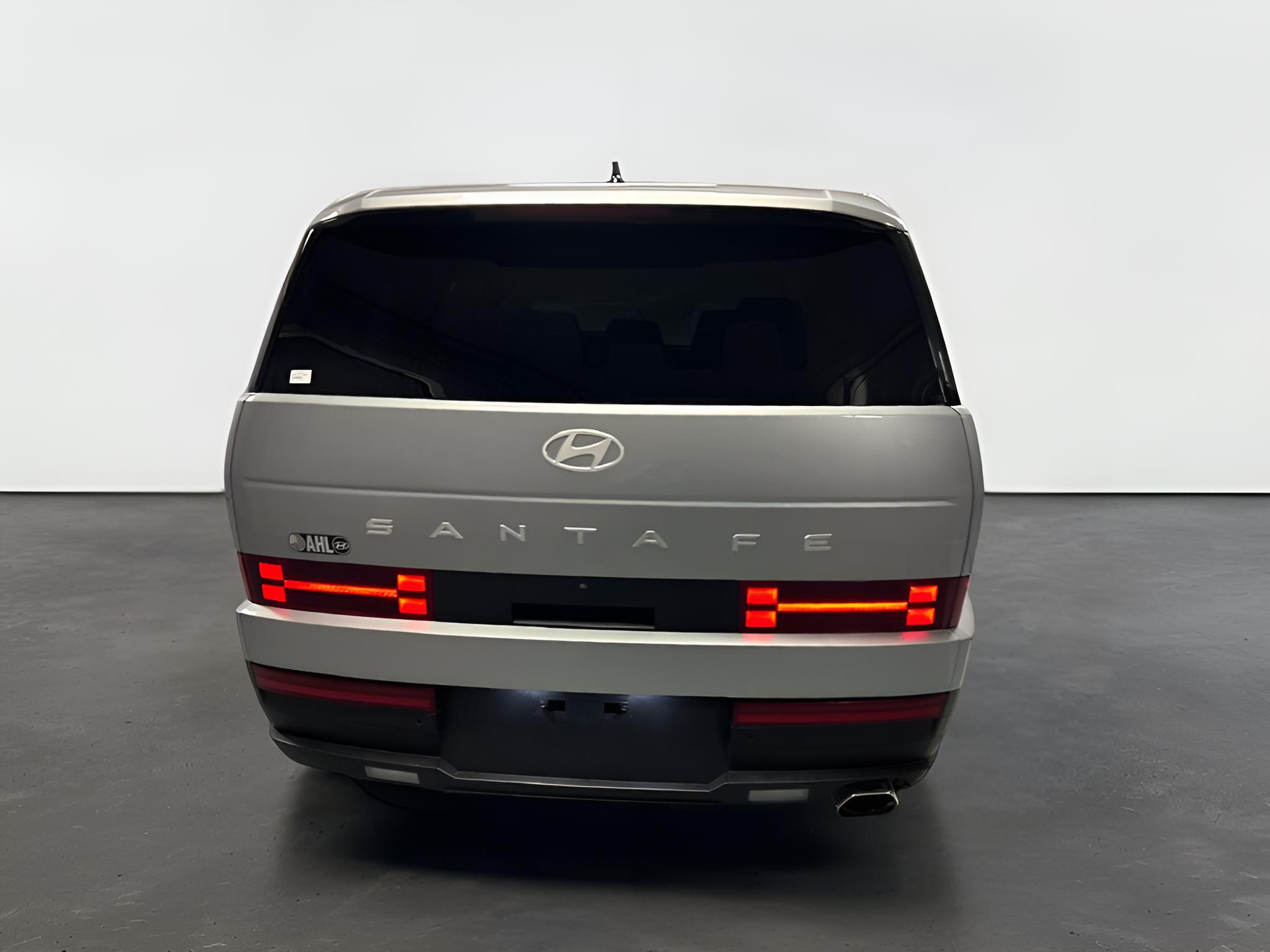 2025 Hyundai SANTA FE SE
