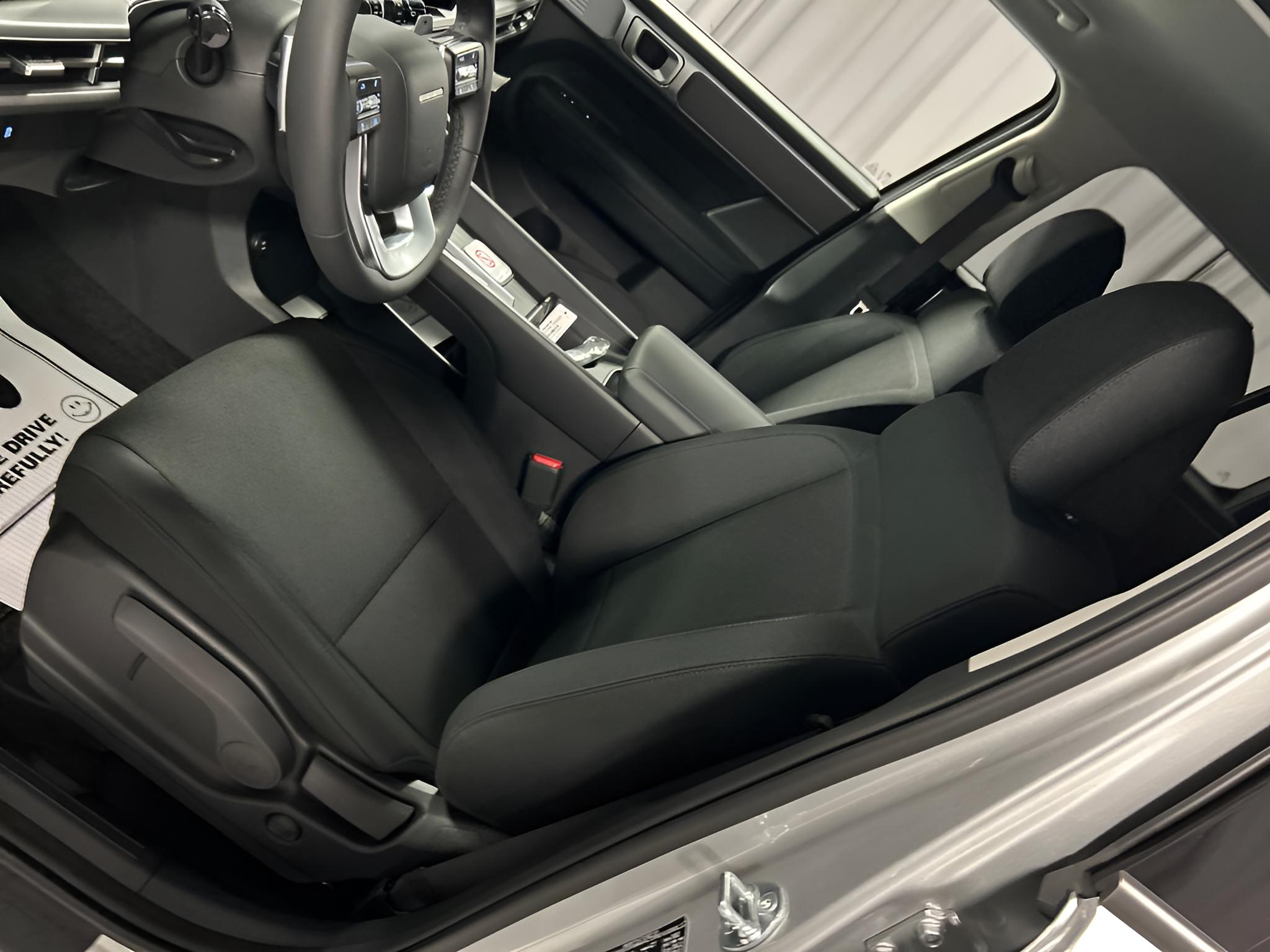 2027 Hyundai Santa Fe SE