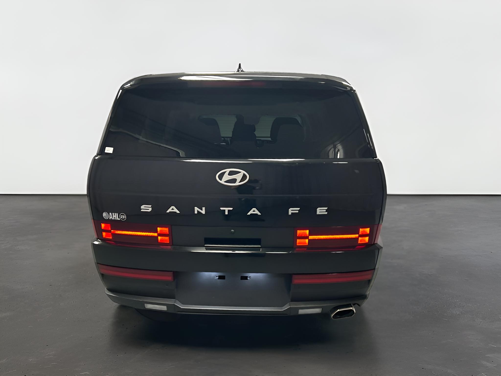 2025 Hyundai SANTA FE SE