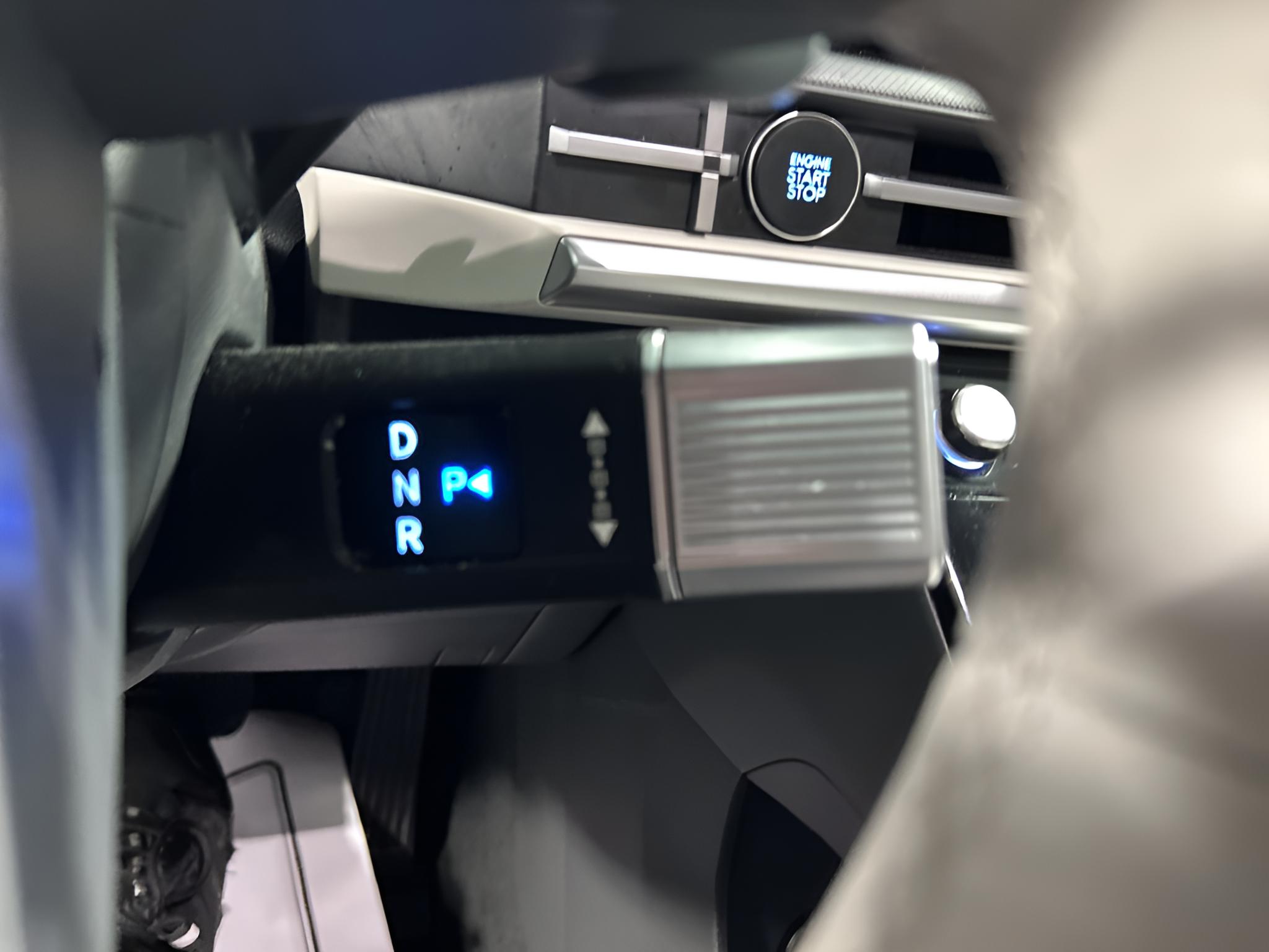 2024 Hyundai Santa Fe SE