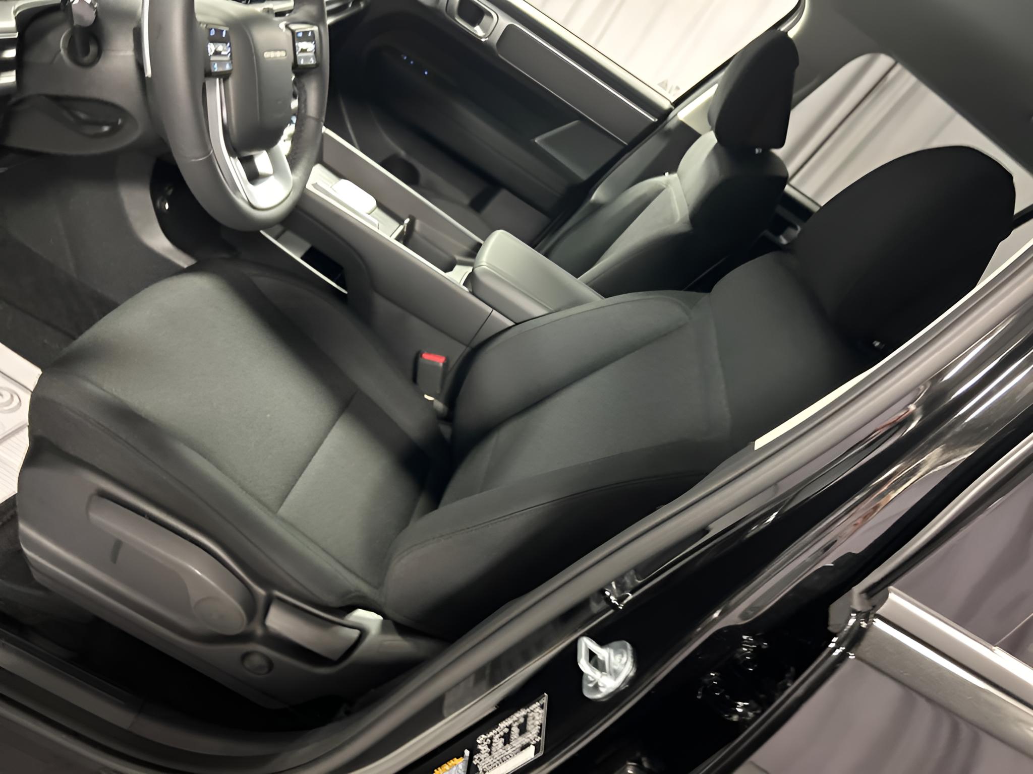 2027 Hyundai Santa Fe SE